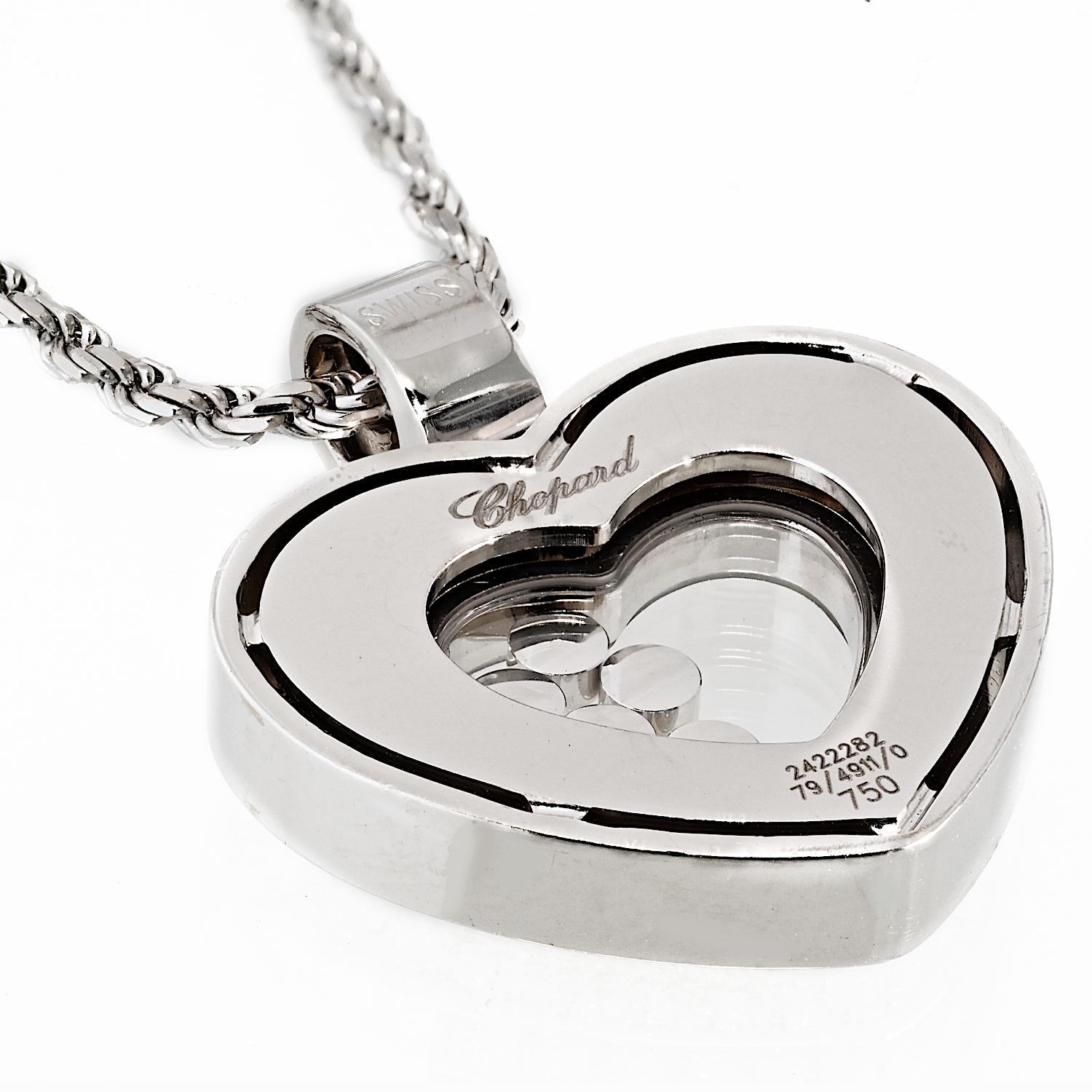Moderno Chopard Happy Diamonds - Collana con cinque cuori fluttuanti in oro bianco 18 carati in vendita