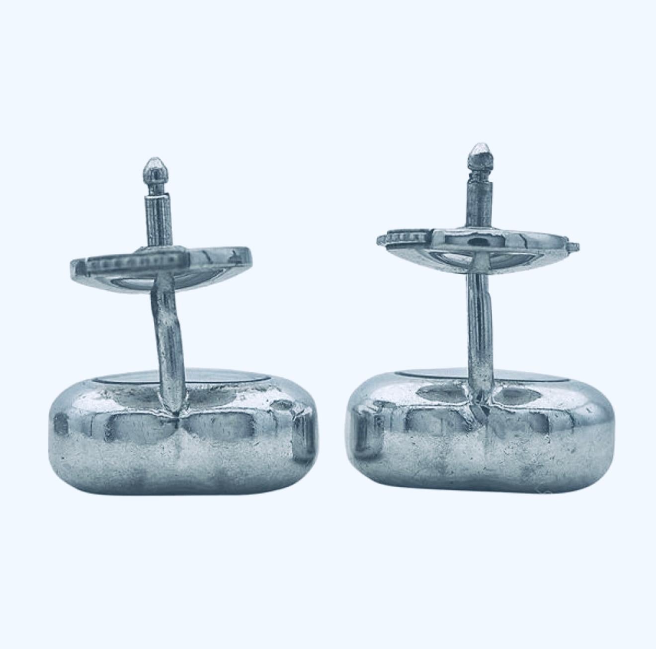 Chopard Happy Diamonds Boucles d'oreilles cœur en or blanc 18K 0.10 carats en vente 3