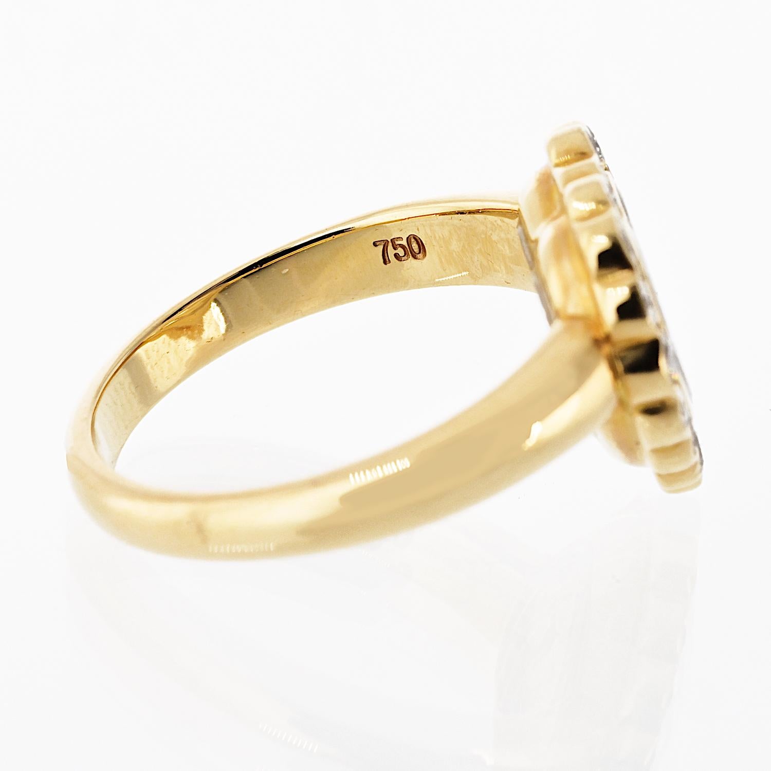 Modern Chopard Happy Diamonds 18K Yellow Gold 0.47cttw Heart Diamond Ring For Sale
