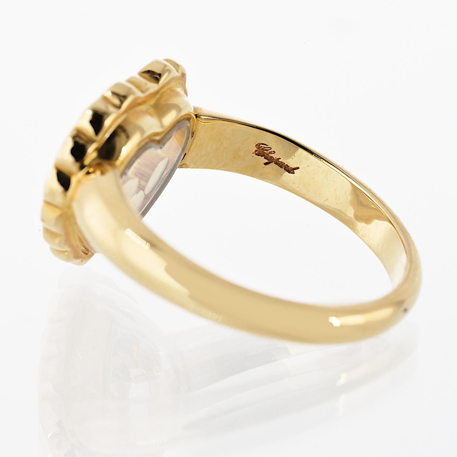 Round Cut Chopard Happy Diamonds 18K Yellow Gold 0.47cttw Heart Diamond Ring For Sale