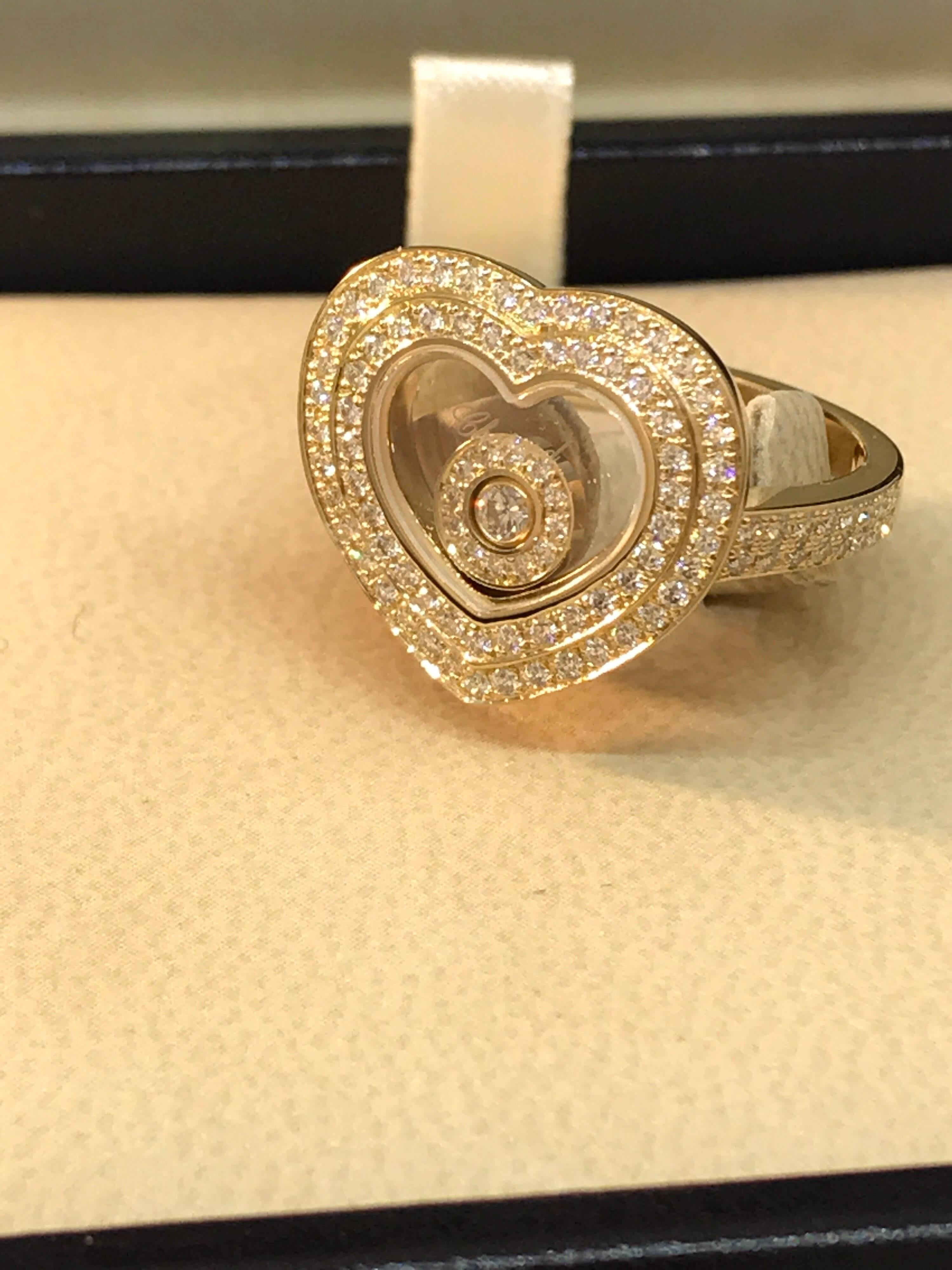 Chopard Happy Diamonds 18 Karat Yellow Gold Pave Diamond Ring 82/7209 In New Condition For Sale In New York, NY