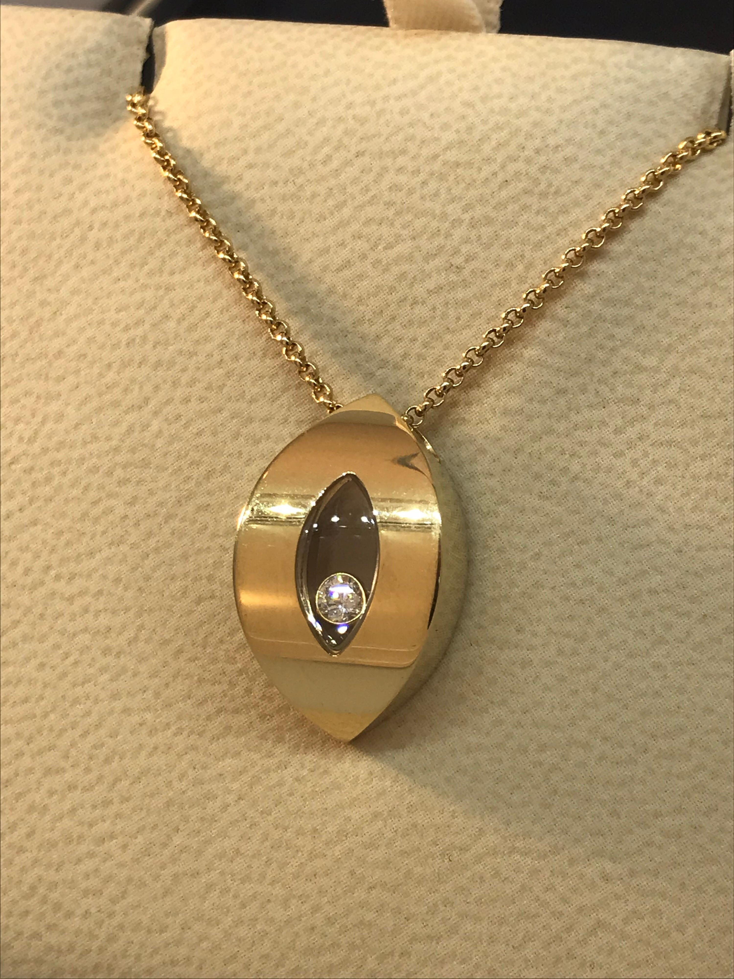 Chopard Happy Diamonds 18 Karat Yellow Gold Teardrop Shaped Pendant/Necklace New For Sale 1