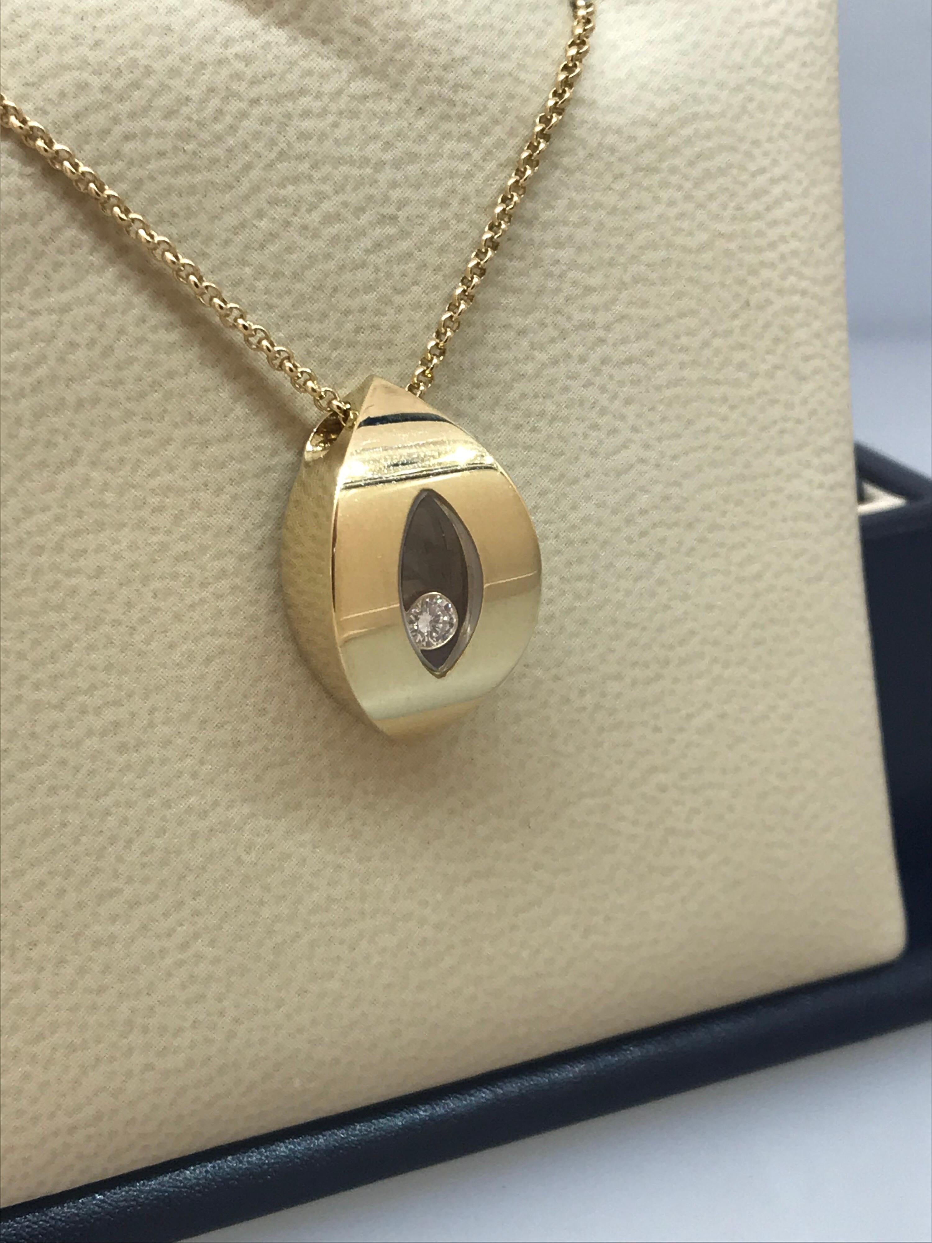 Chopard Happy Diamonds 18 Karat Yellow Gold Teardrop Shaped Pendant/Necklace New For Sale 2