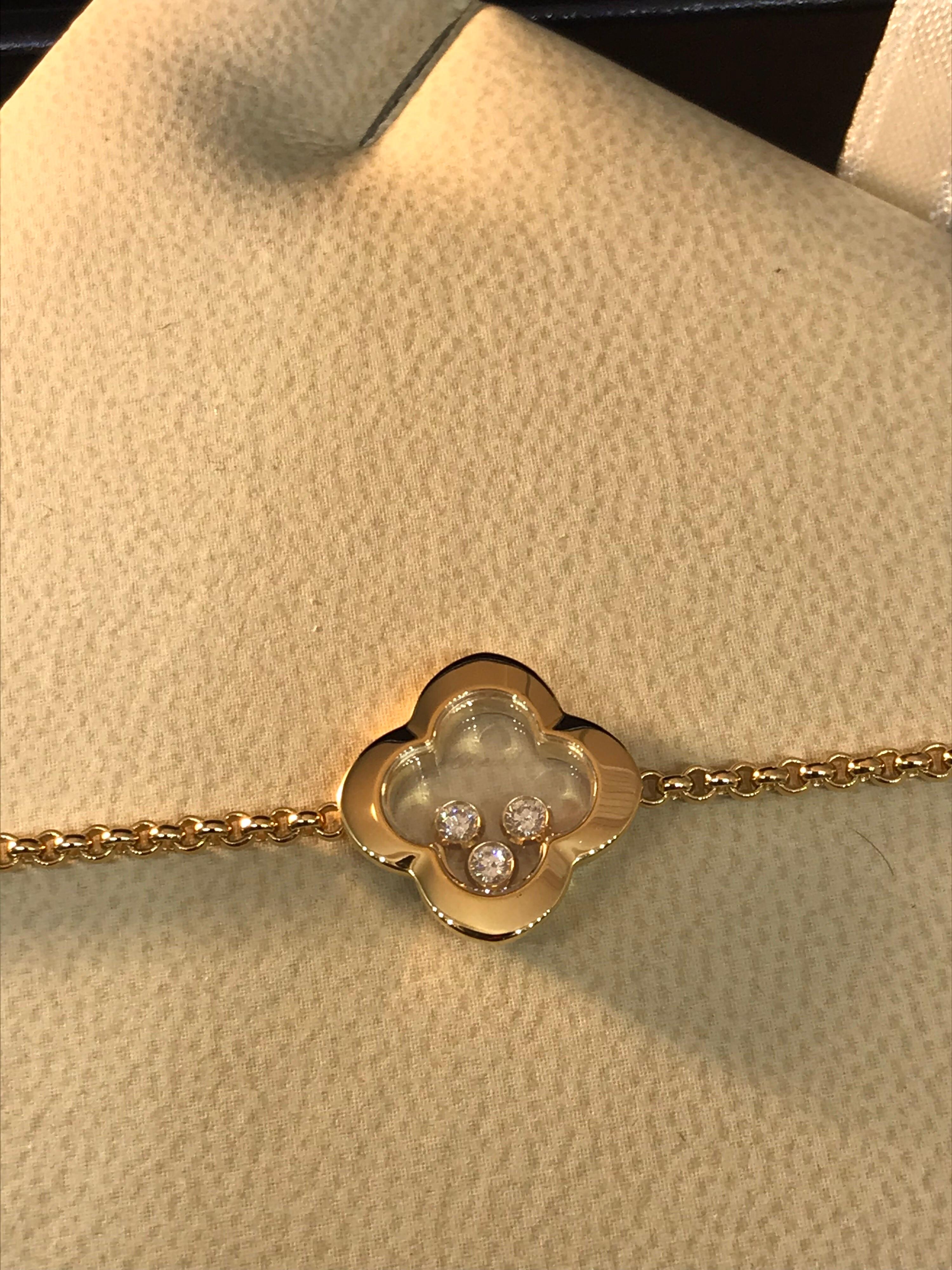 Chopard Happy Diamonds Clover Charm Bracelet



Model Number: 85/6956-0001

 

100% AUTHENTIC

 

BRAND NEW

 

Comes with original Chopard Box, Certificate of Authenticity and Warranty, and Jewels Manual

 

18 Karat Yellow Gold (10.8gr)

 

3
