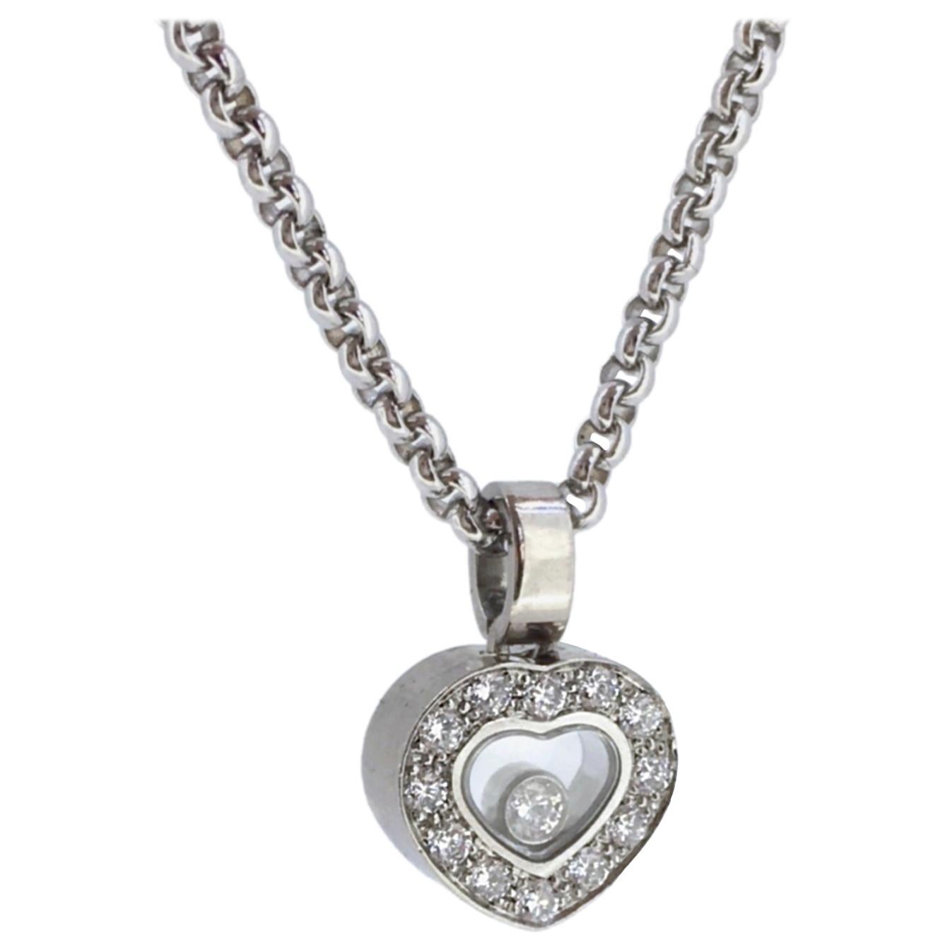 Chopard Happy Diamonds Floating Diamond White Gold Heart Shape Pendant Necklace