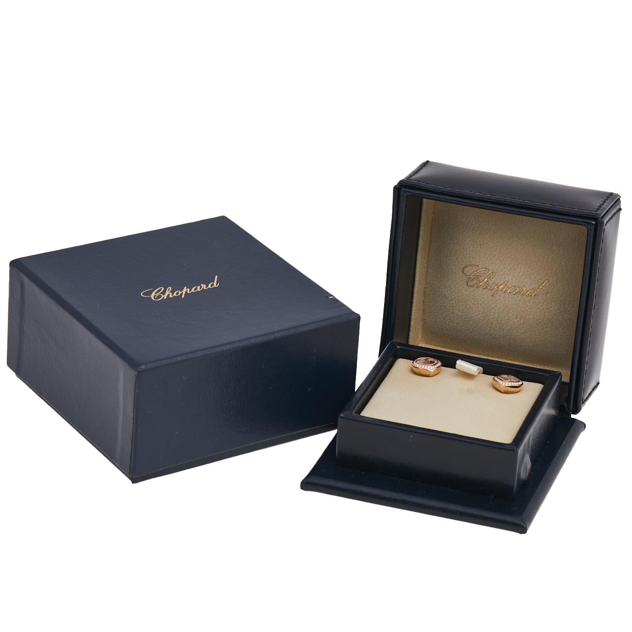 Chopard Happy Diamonds Heart 18K Rose Gold Stud Earrings In Good Condition In Dubai, Al Qouz 2