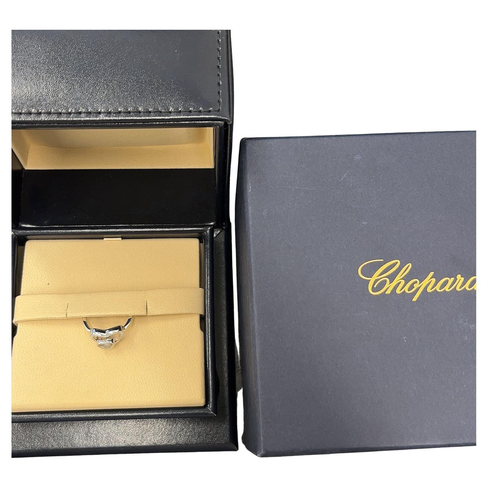 Chopard Happy Diamonds Herzförmiger Ring 3207992 aus 18 Karat Weißgold