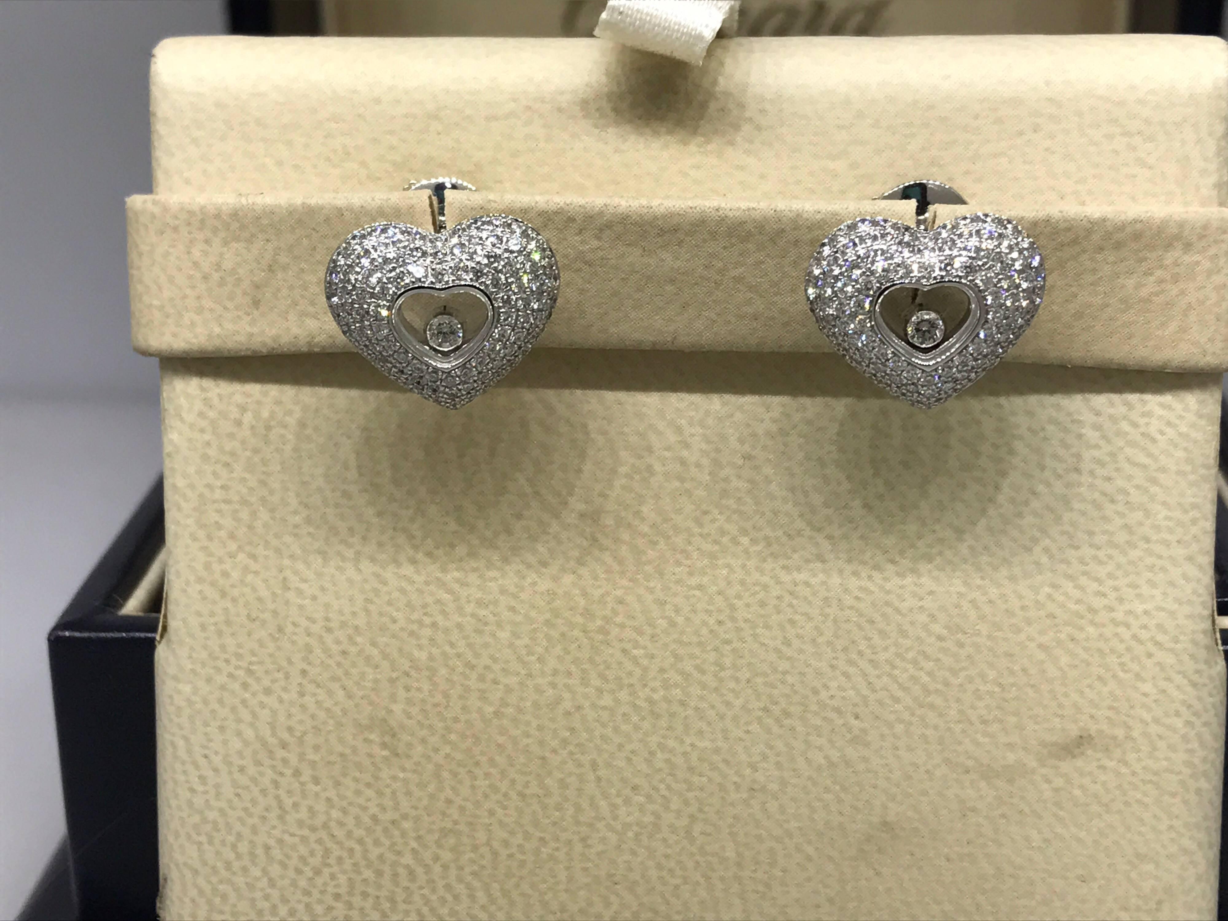Chopard Happy Diamonds Hearts 18 Karat Gold Pave Diamond Earrings 83/7417-1001 For Sale 1