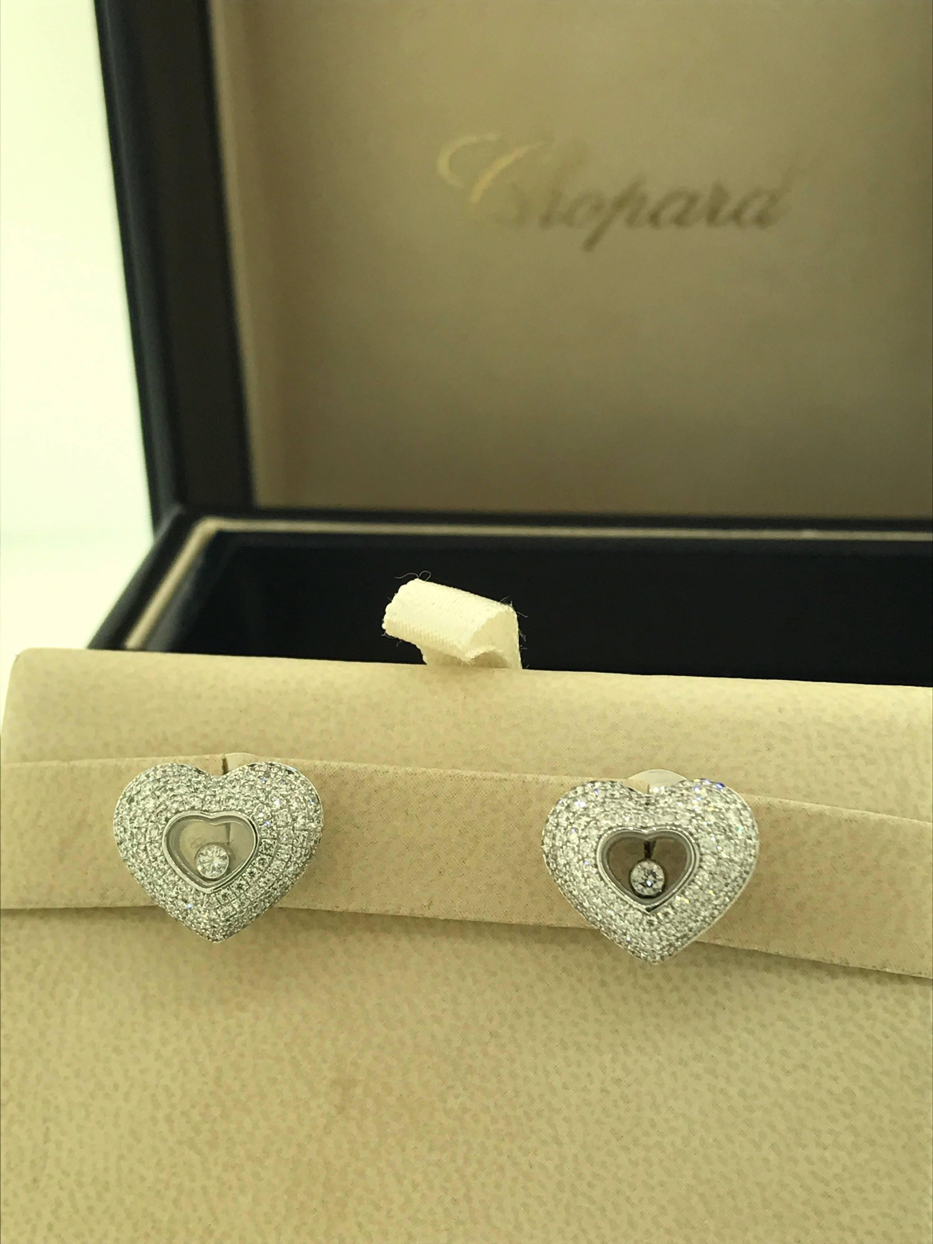 Chopard Happy Diamonds Hearts 18 Karat Gold Pave Diamond Earrings 83/7417-1001 For Sale 4