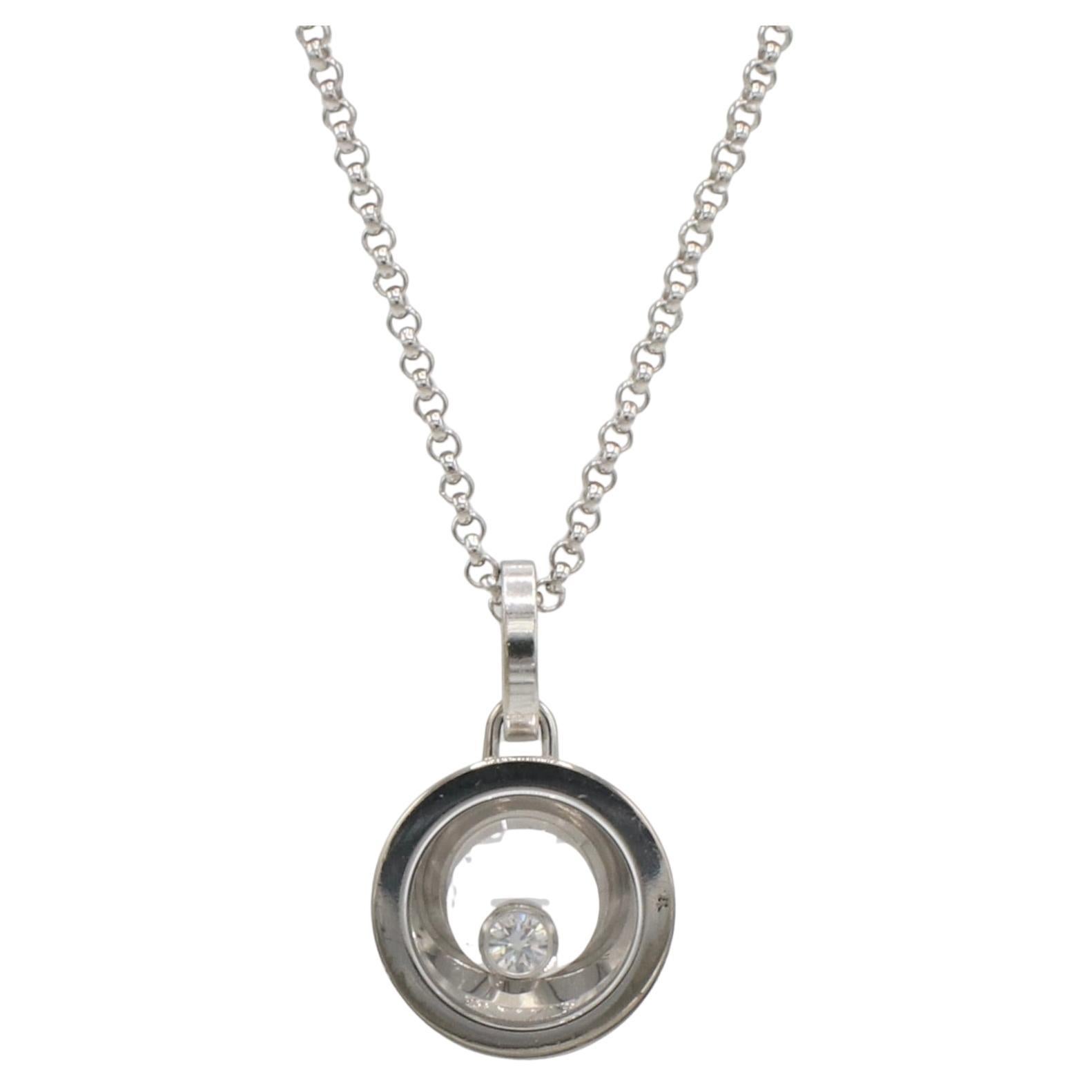 Chopard Happy Diamonds Icon 18 Karat White Gold Floating Circle Disc Necklace