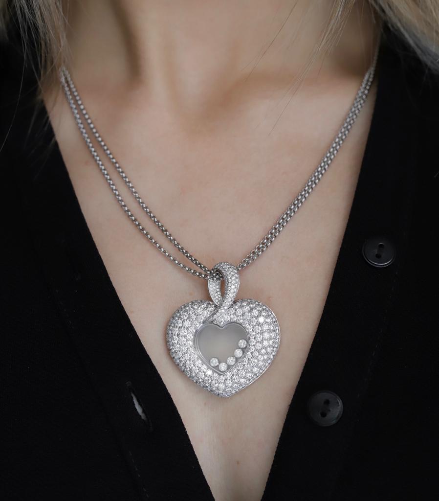 Modern Chopard Happy Diamonds Icons Extra Large Heart Pendant 18 Karat White Gold