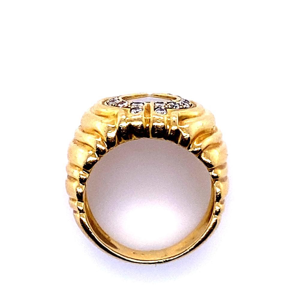 Chopard Happy Diamonds Icons Heart 18 Karat Yellow Gold Ring In Good Condition In London, GB