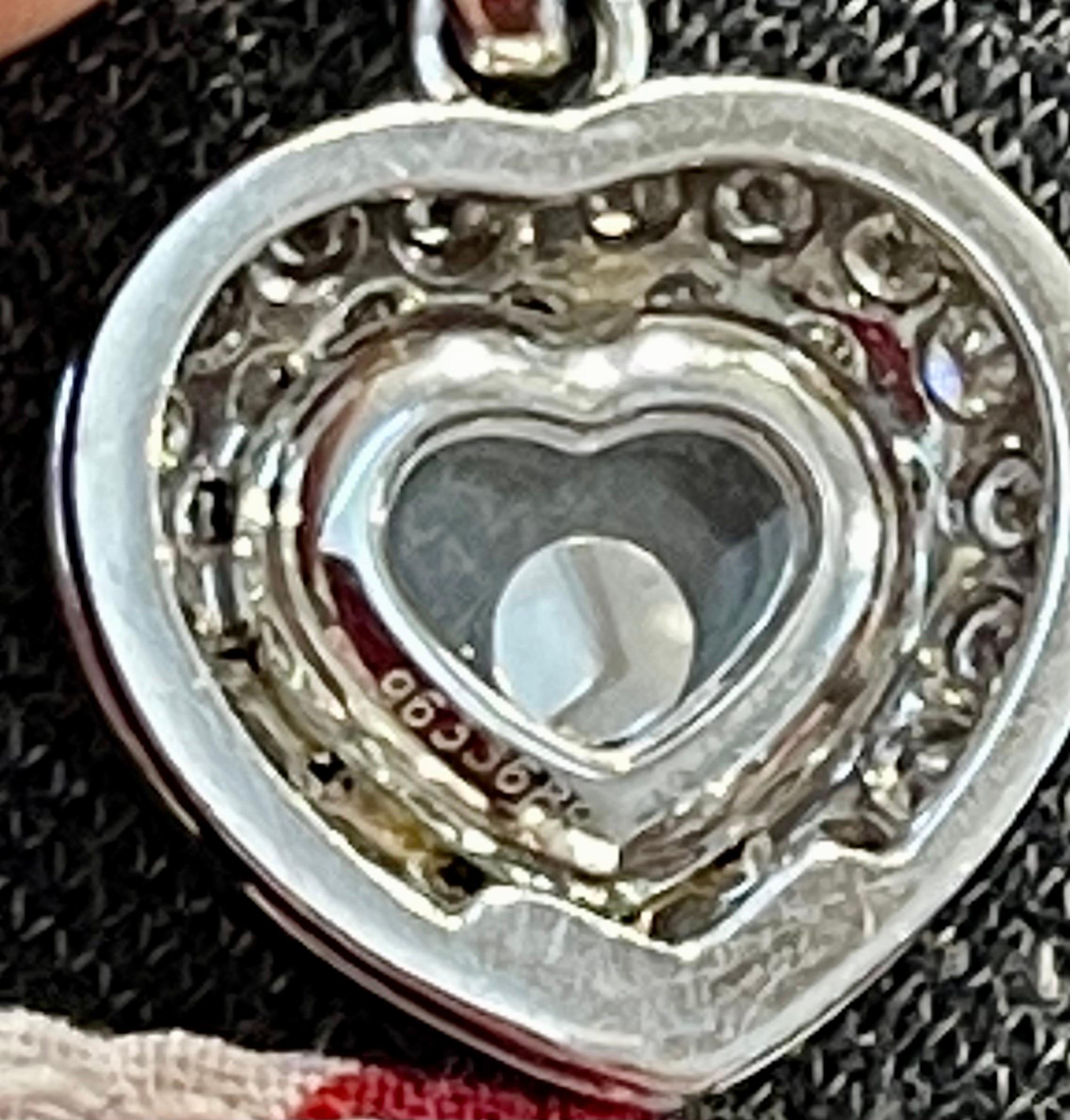 Chopard Happy Diamonds Icons Heart Diamond Pendant Necklace 18K W/Gold 0.95 CTW For Sale 8