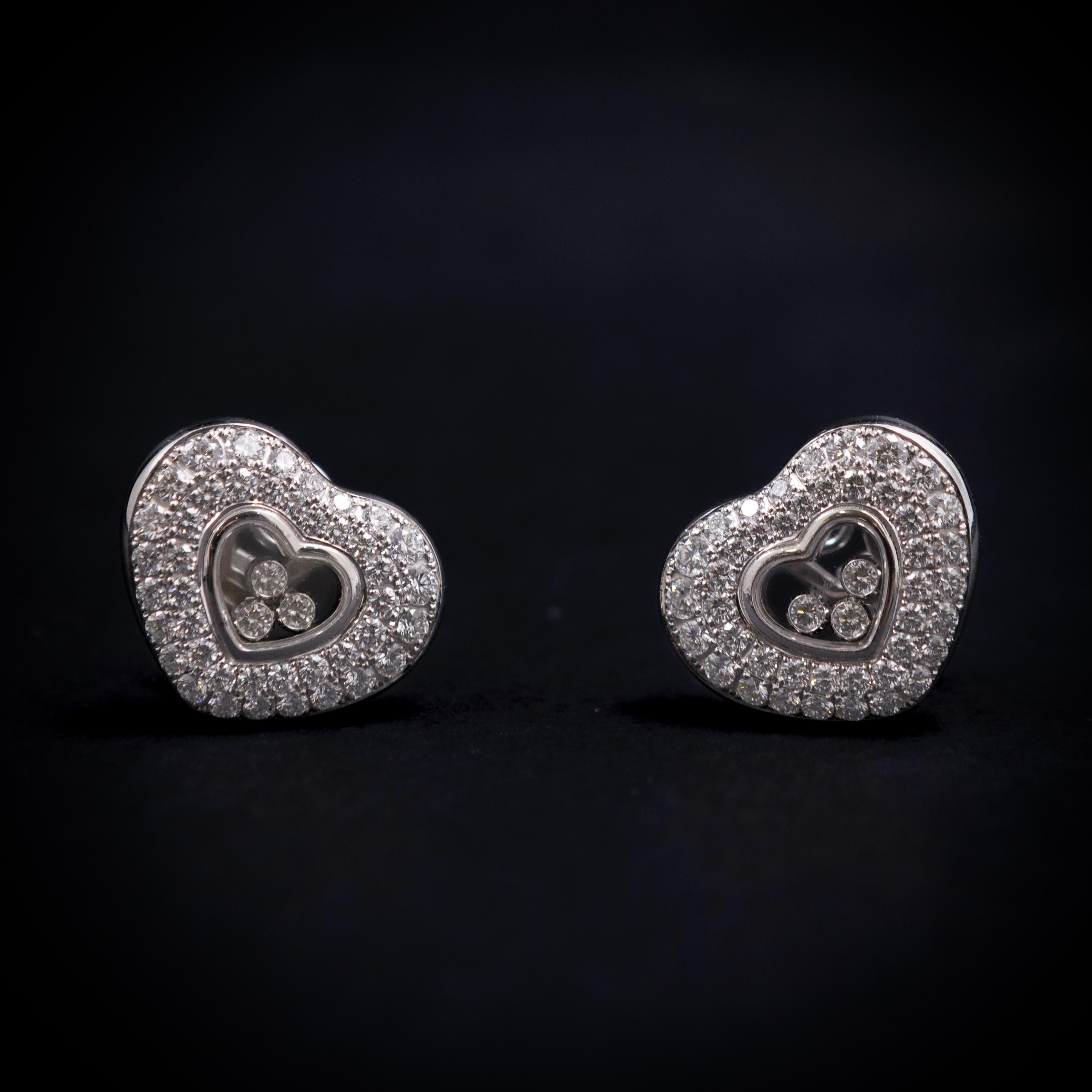 Contemporain Chopard Happy Diamonds Icons Heart Ear Pins 3-Diamond Earrings Or blanc 18K en vente