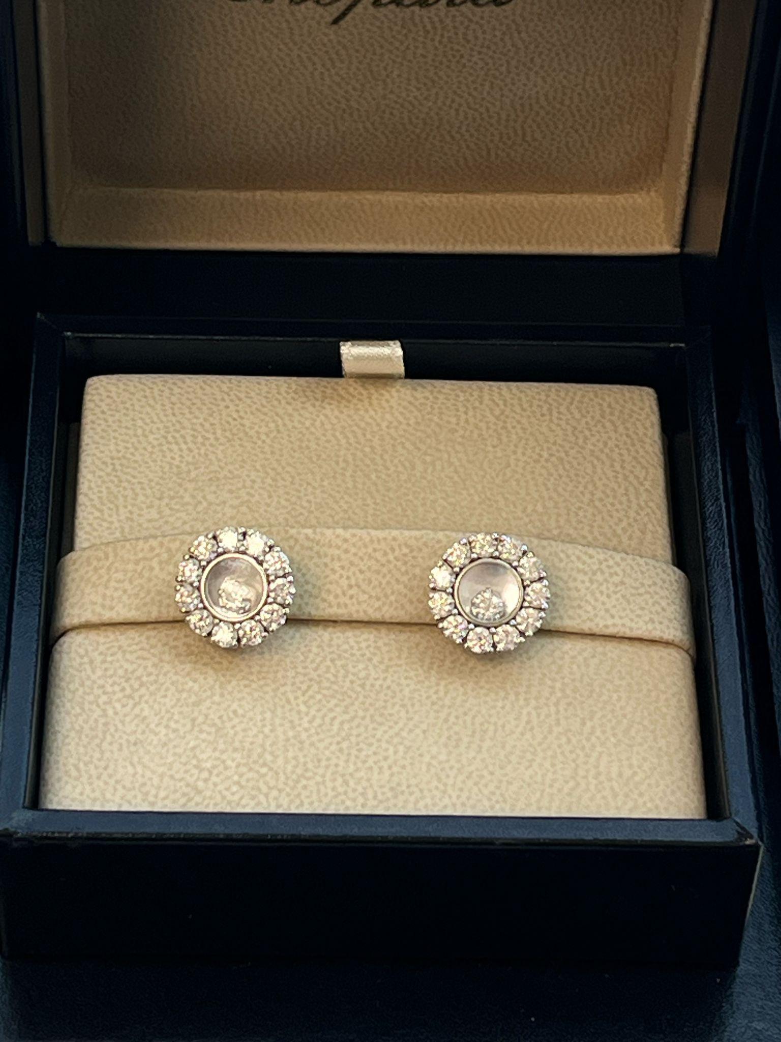 Chopard Happy Diamonds Icons Joaillerie 18K White Gold Dancing Diamond Earrings For Sale 3