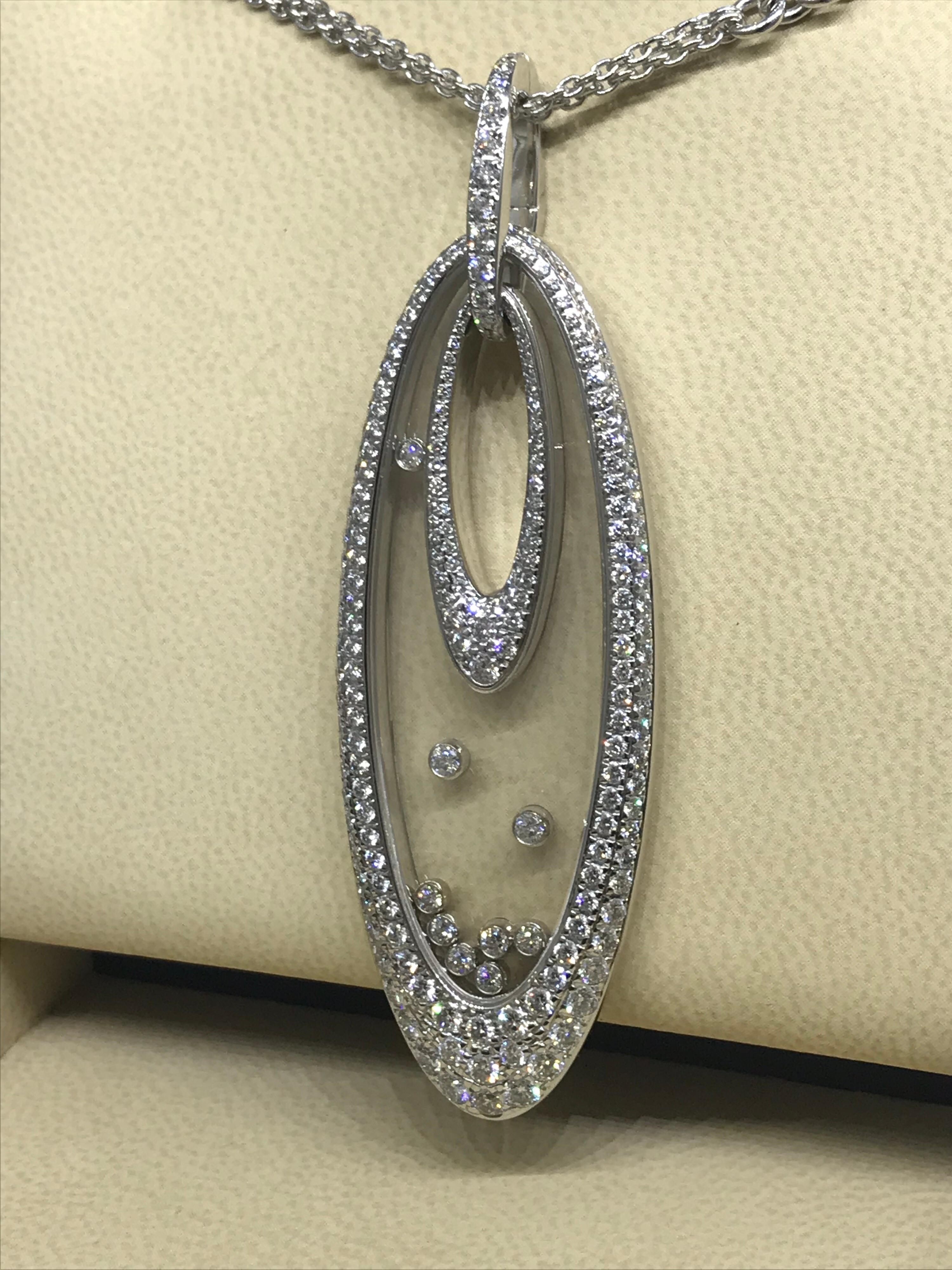 Chopard Happy Diamonds Large Oval White Gold Pendant Necklace 79/7782 For Sale 3