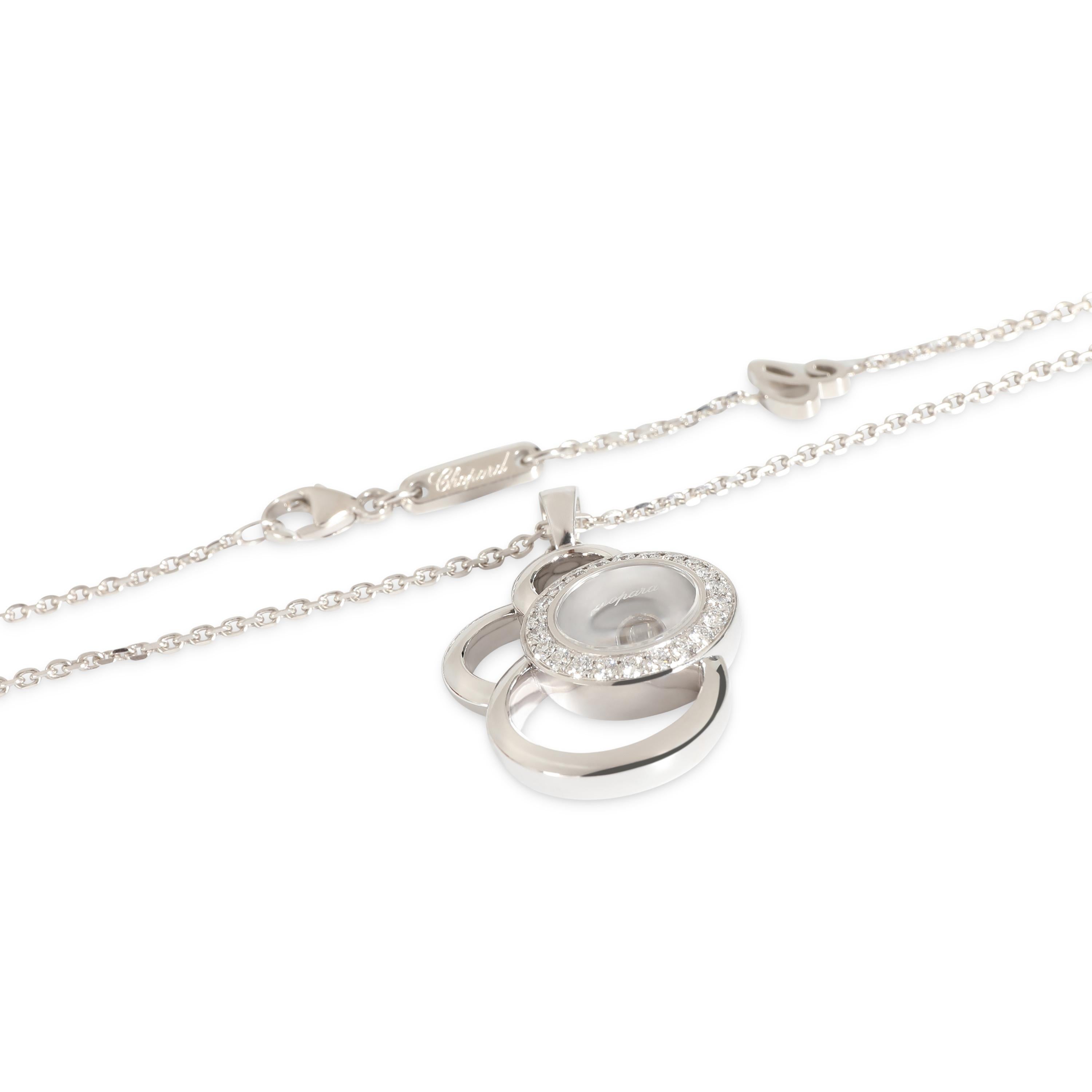 Ciondolo con diamanti Chopard Happy Diamonds in oro bianco 18KT 0,39 CTW

DETTAGLI PRIMARI
SKU: 134908
Titolo dell'inserzione: Ciondolo Chopard Happy Diamonds in oro bianco 18KT 0,39 CTW
Descrizione delle condizioni: Una celebrazione dei piccoli