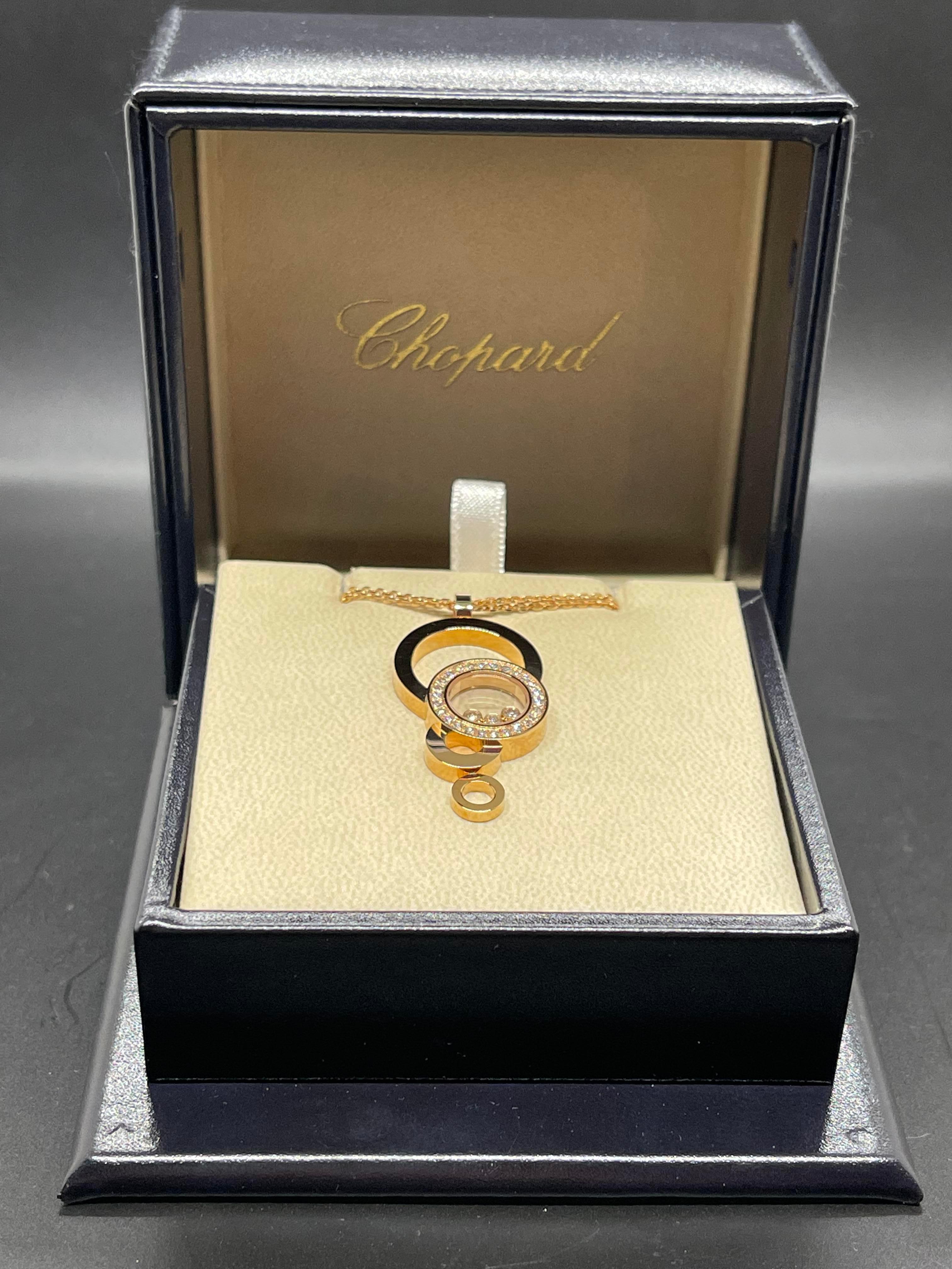 Modern Chopard Happy Diamonds Rose 18 Karat Rose Gold Diamond Necklace