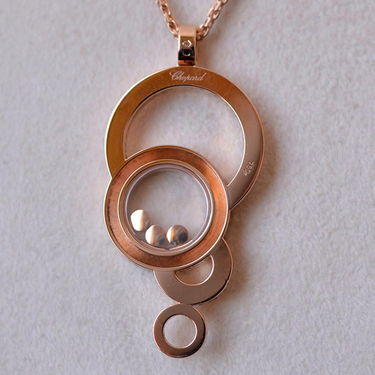 Brilliant Cut Chopard Happy Diamonds Rose 18 Karat Rose Gold Diamond Necklace
