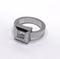 Chopard Happy Diamonds Square Floating Diamond Ring in White Gold