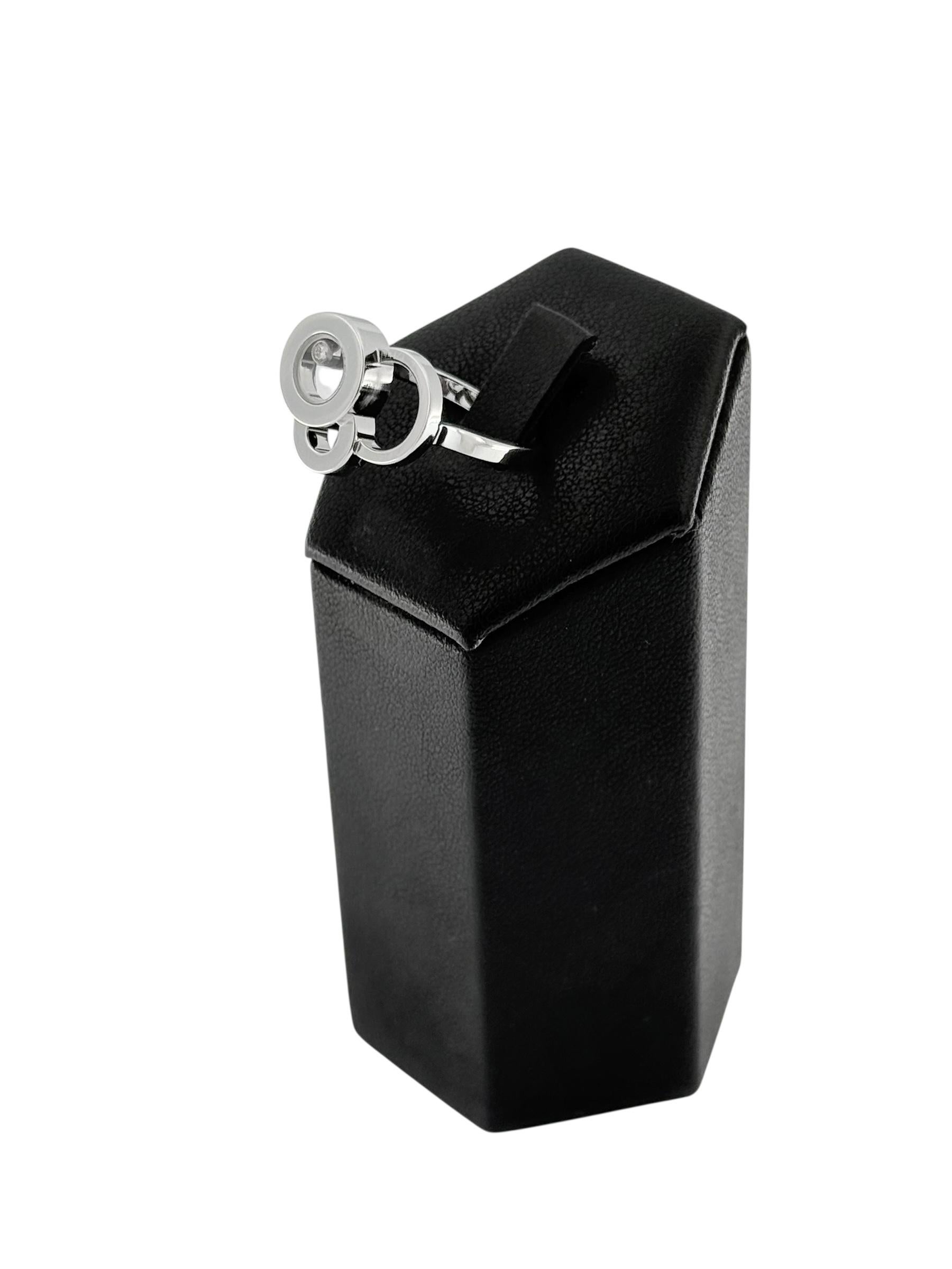 Celebrazione poetica della gioia e dell'eleganza, l'anello Chopard 