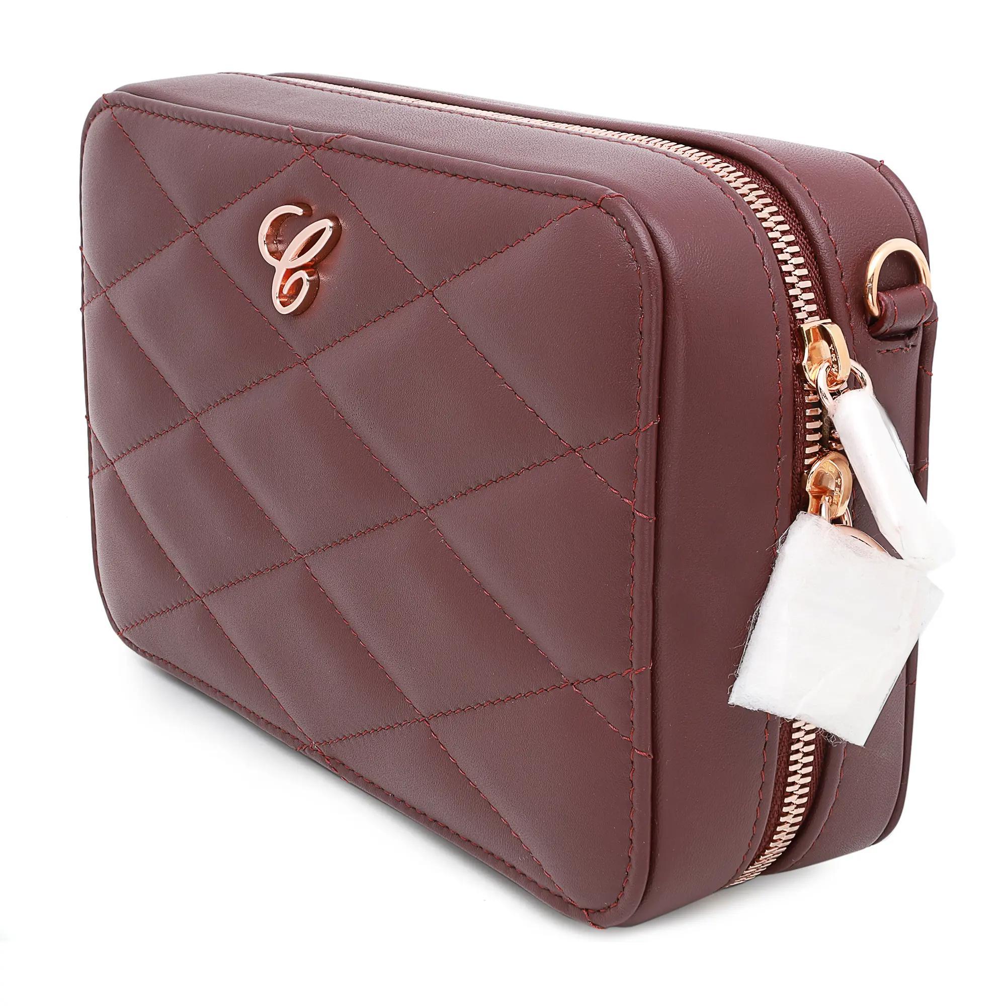 Chopard Happy Hearts Bordeaux Quilted Leather Mini Chain Bag 95000-1099 In New Condition For Sale In New York, NY