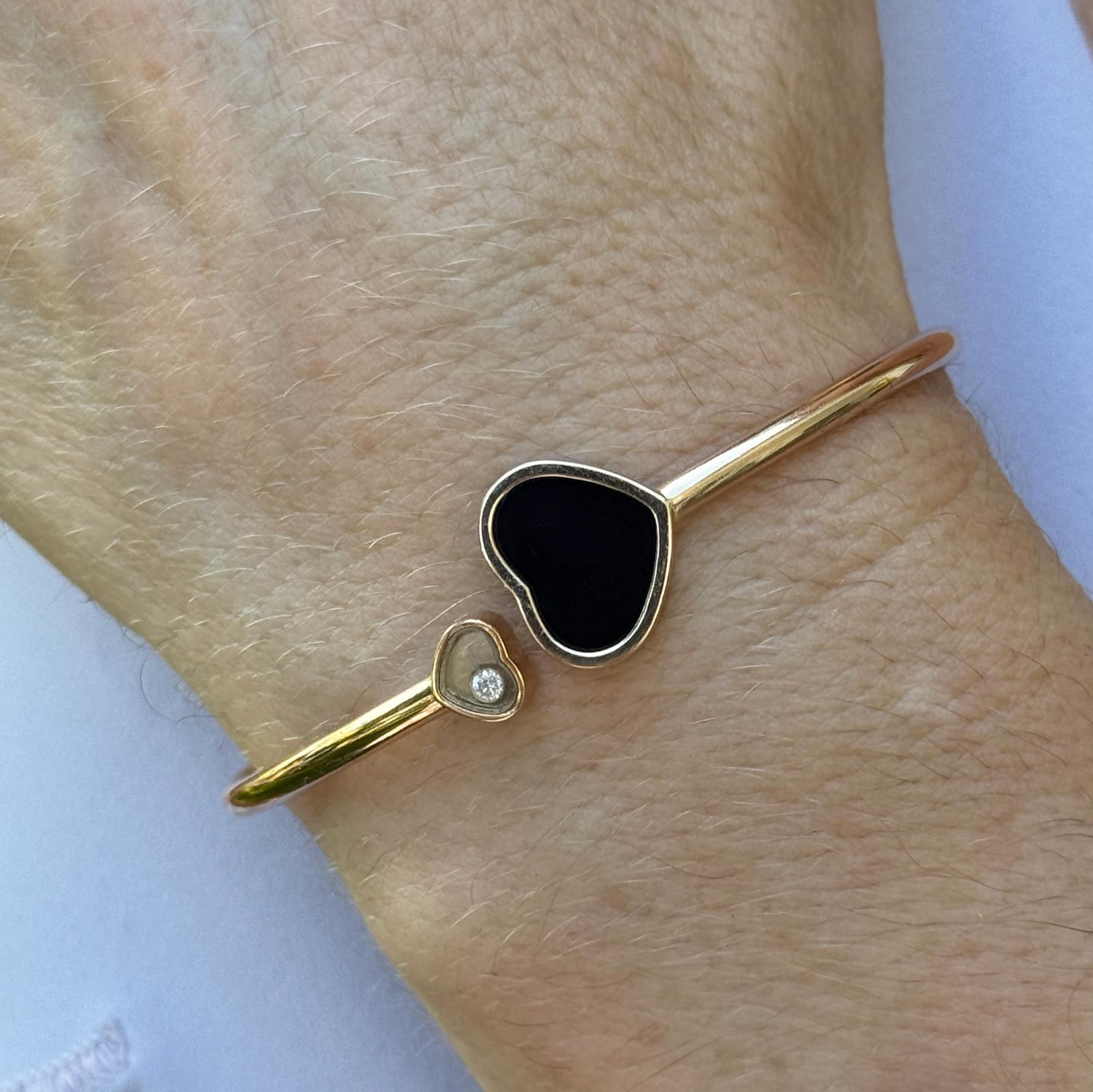 Taille cabochon Chopard Happy Hearts Bracelet souple en or rose 18K avec diamants et onyx en vente