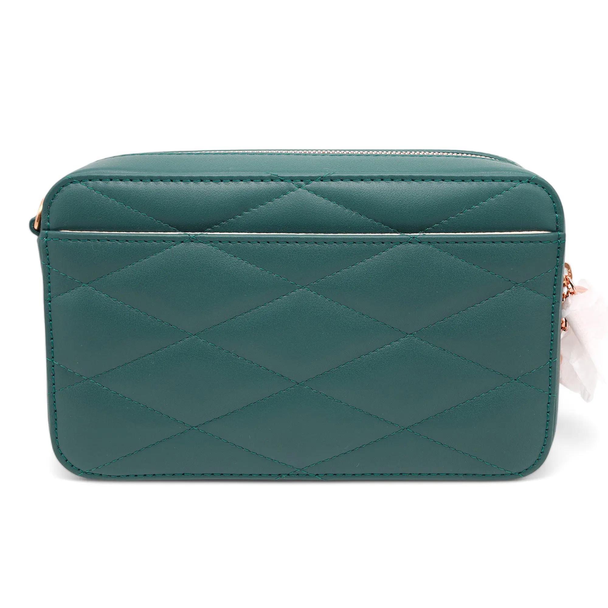 Bolso Chopard Happy Hearts Mini Cadena Piel Acolchada Verde 95000-1100 en Nuevo estado para la venta en New York, NY