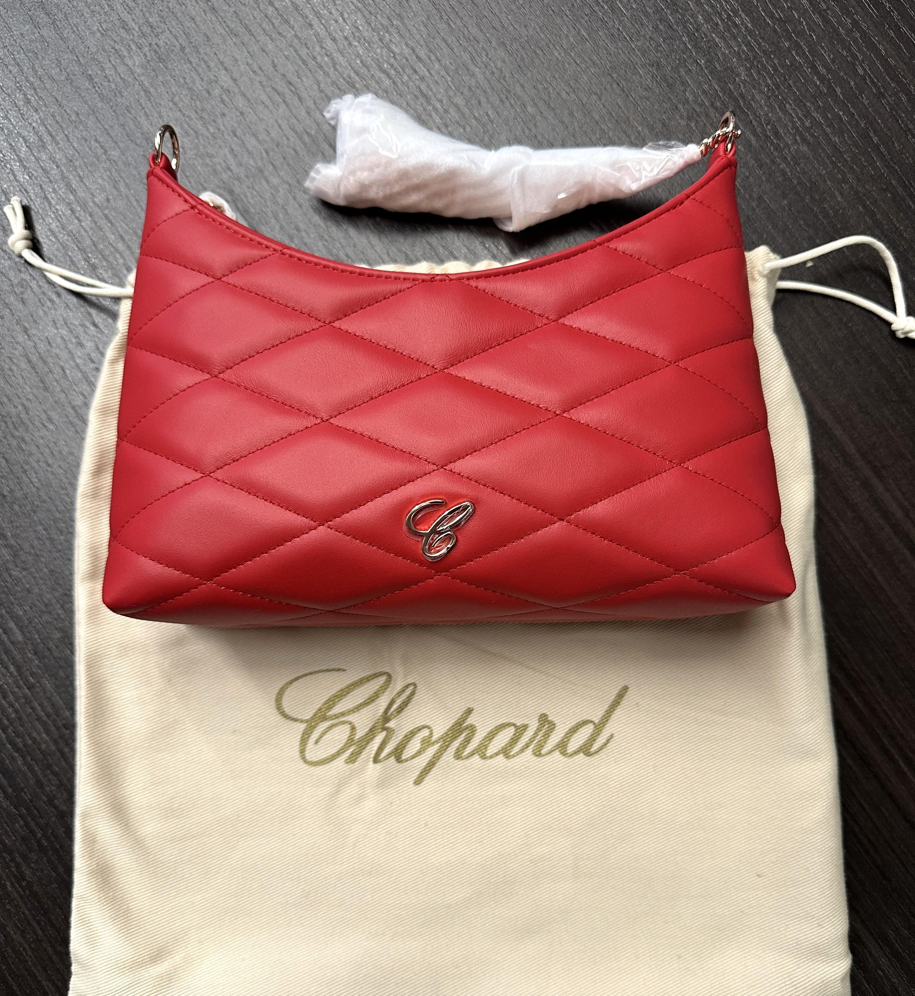 De las mujeres Chopard Happy Hearts Bolso de hombro de piel acolchada rojo 95000-1188 en venta