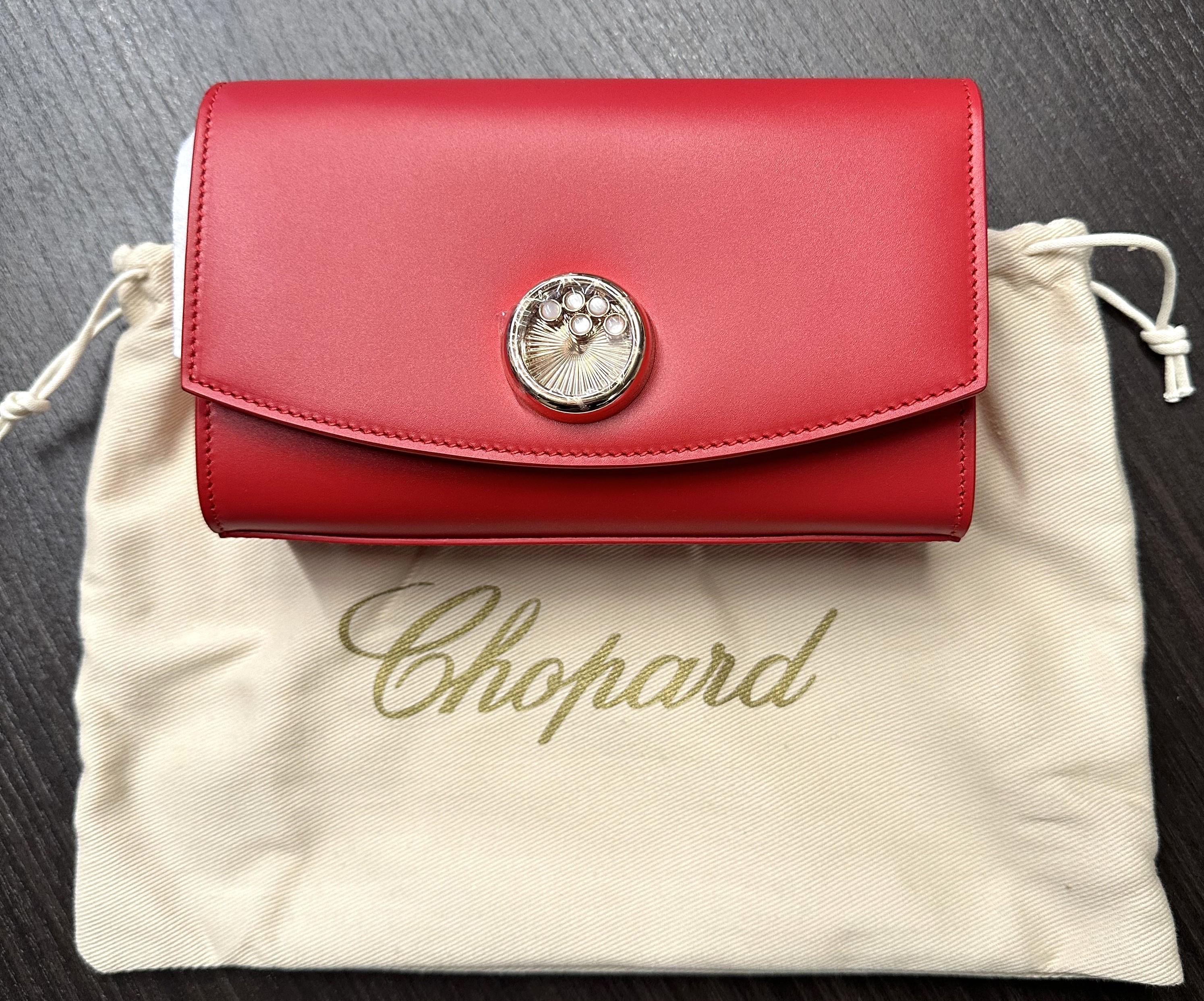 De las mujeres Bolso cruzado de piel roja con cabujones de nácar Happy Chopard 95000-1092 en venta