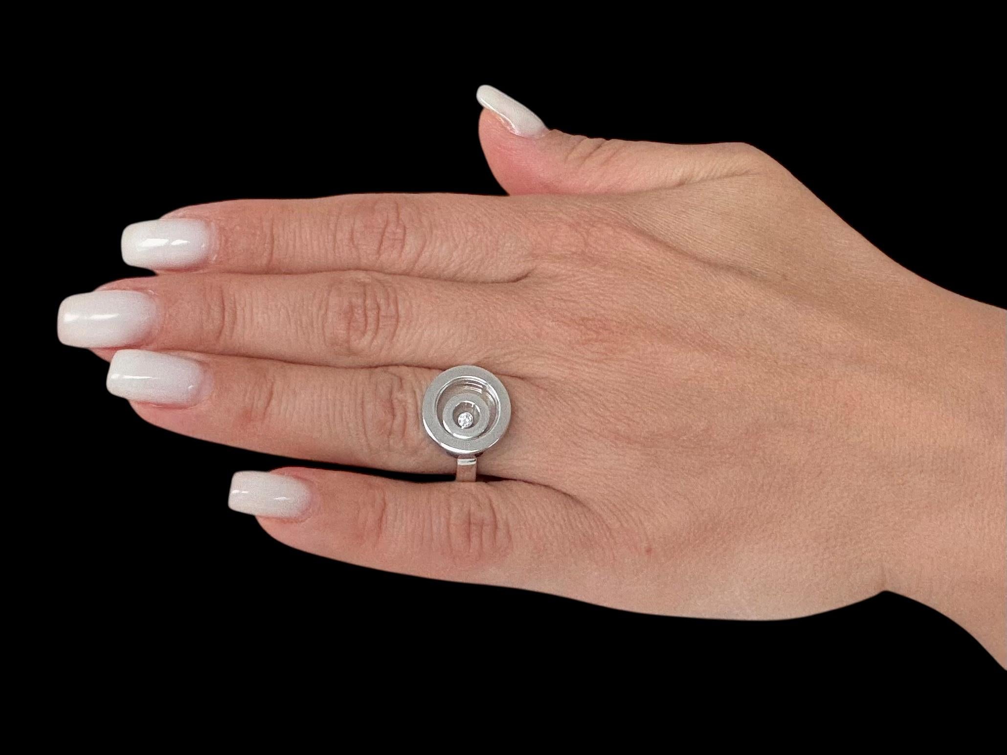 Chopard Bague à diamants Happy Spirit Or blanc 18 carats en vente 3