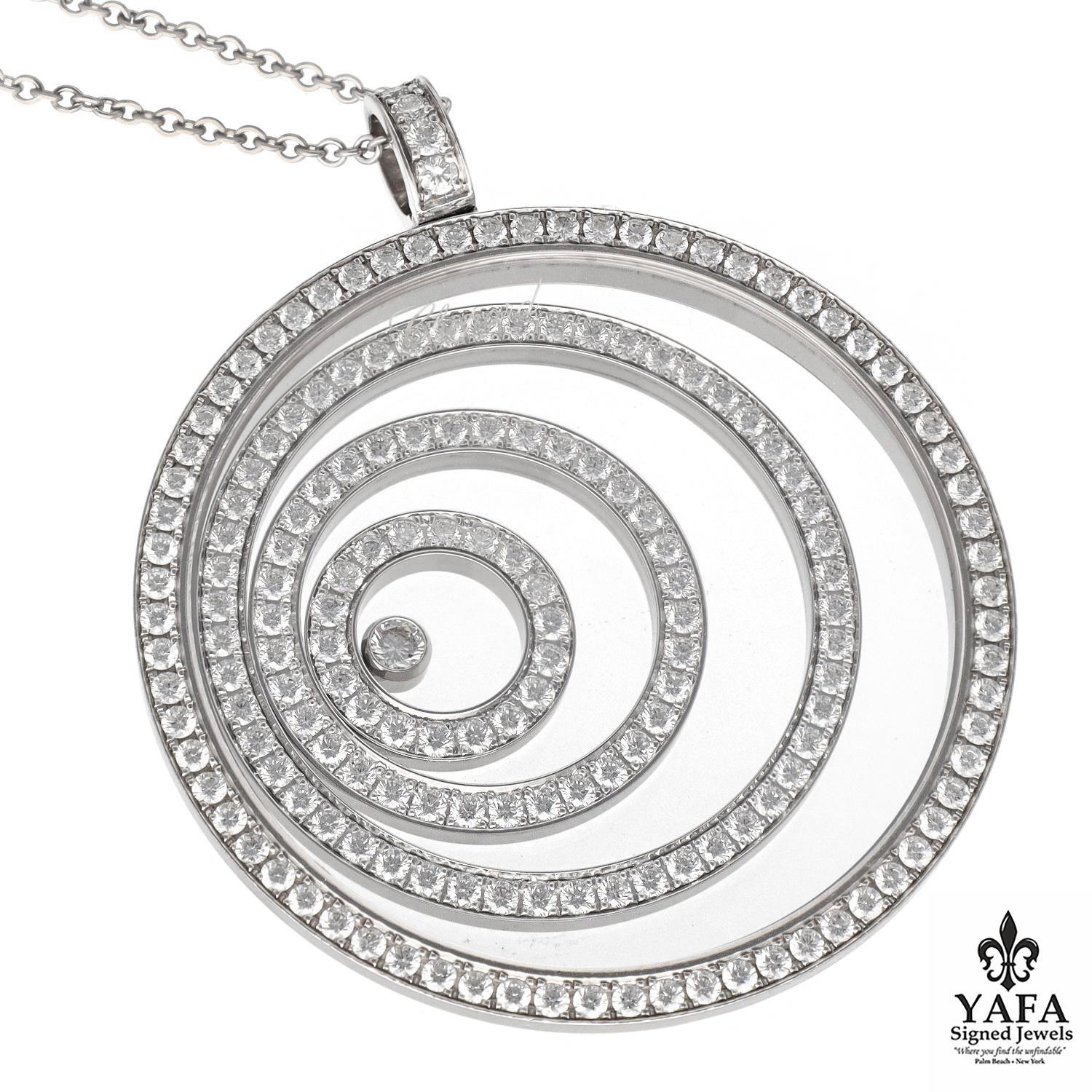 Round Cut CHOPARD 'Happy Spirit' Pendant
