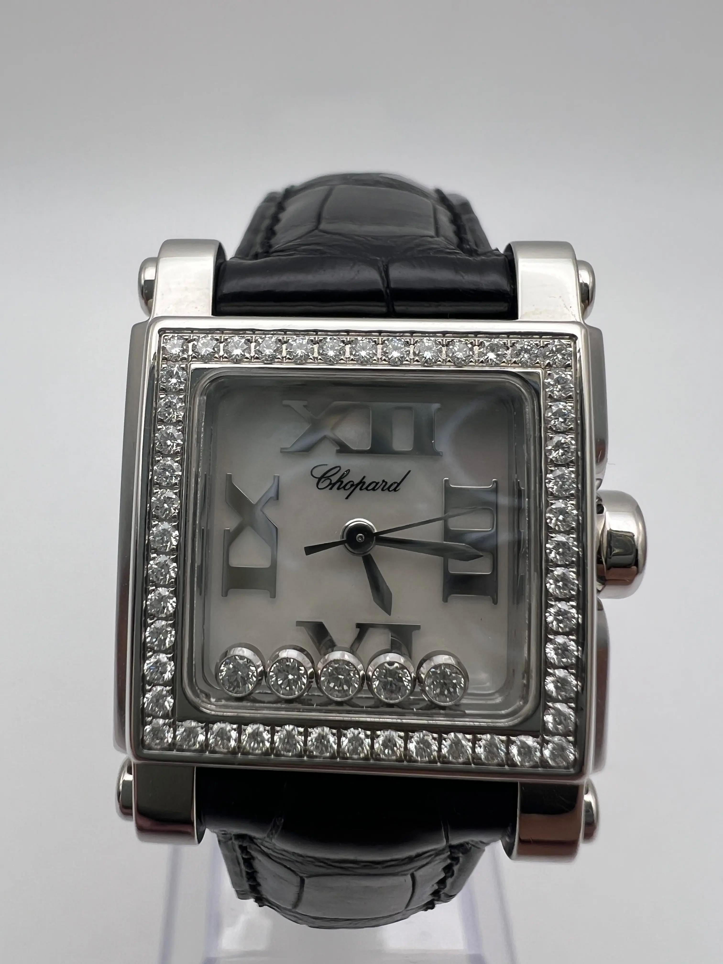 Chopard Happy Sport 24x31mm Perlmutt Zifferblatt 5 Diamanten 8516 278516-3003 im Zustand „Hervorragend“ im Angebot in New York, NY