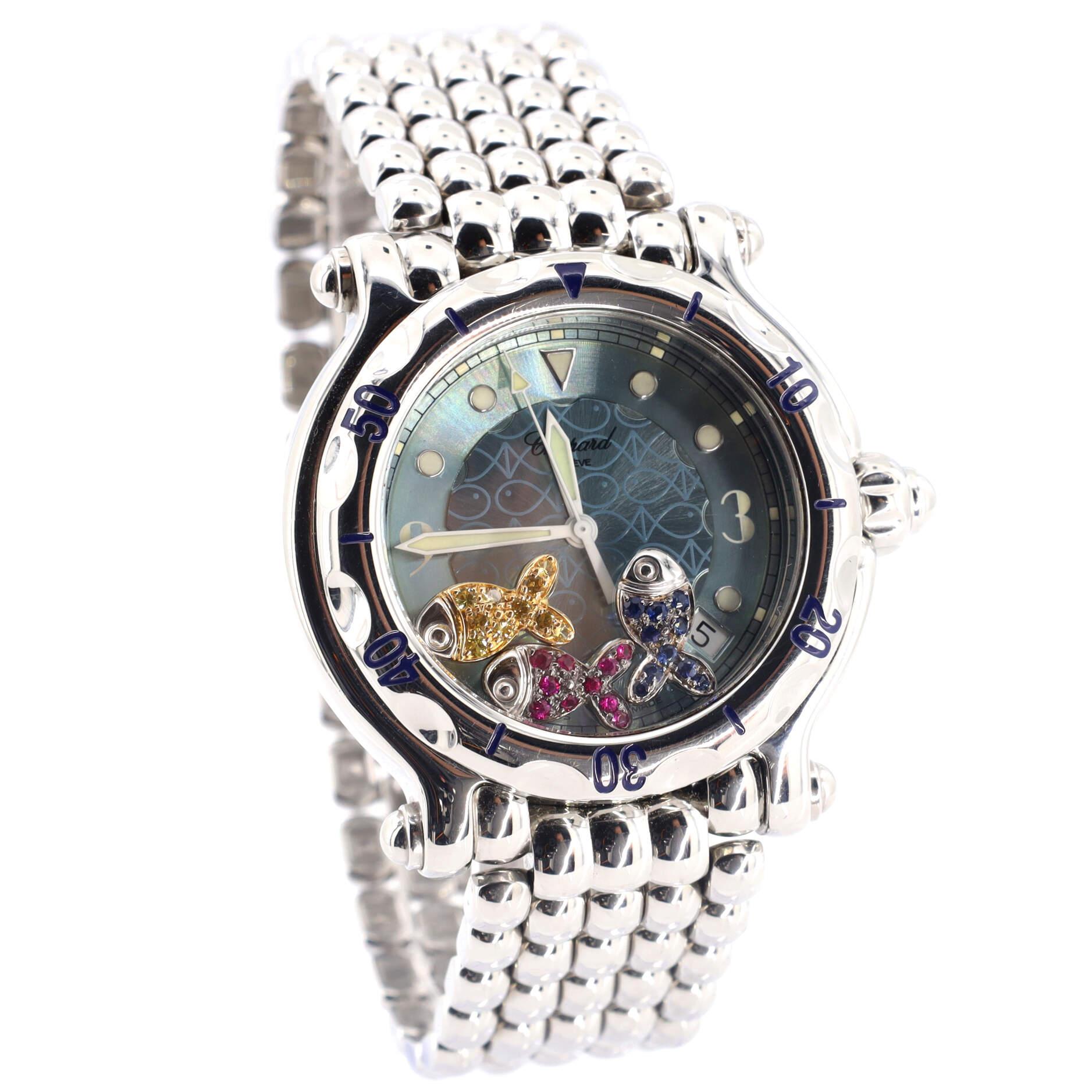 Condition: Great. Moderate scratches and wear throughout. Wear and scratches on case and bracelet.
Accessories: Warranty Card - Dated
Measurements: Case Size/Width: 38mm, Watch Height: 12mm, Band Width: 19mm, Wrist circumference: 6.5