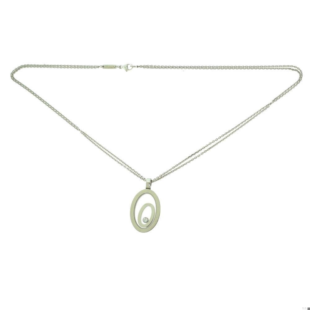 Collana Chopard Happy Sport con diamanti fluttuanti in oro bianco 18 carati In condizioni buone in vendita a Miami, FL