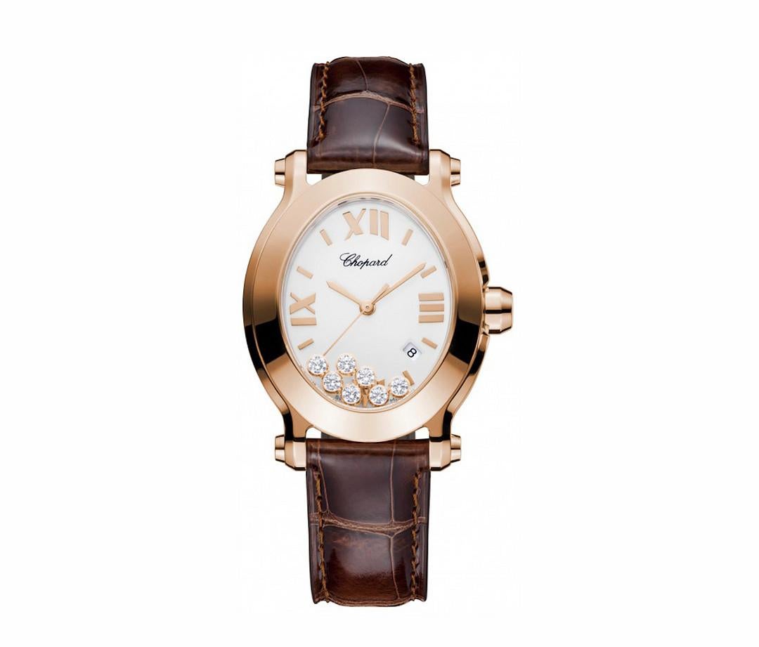 The Happy Sport collection has been a resounding success since its inception in 1993. Chopard's star model is this sporty and stylish timepiece, which comes in a variety of styles. This year, the Geneva-based House presents the Happy Sport Oval, a