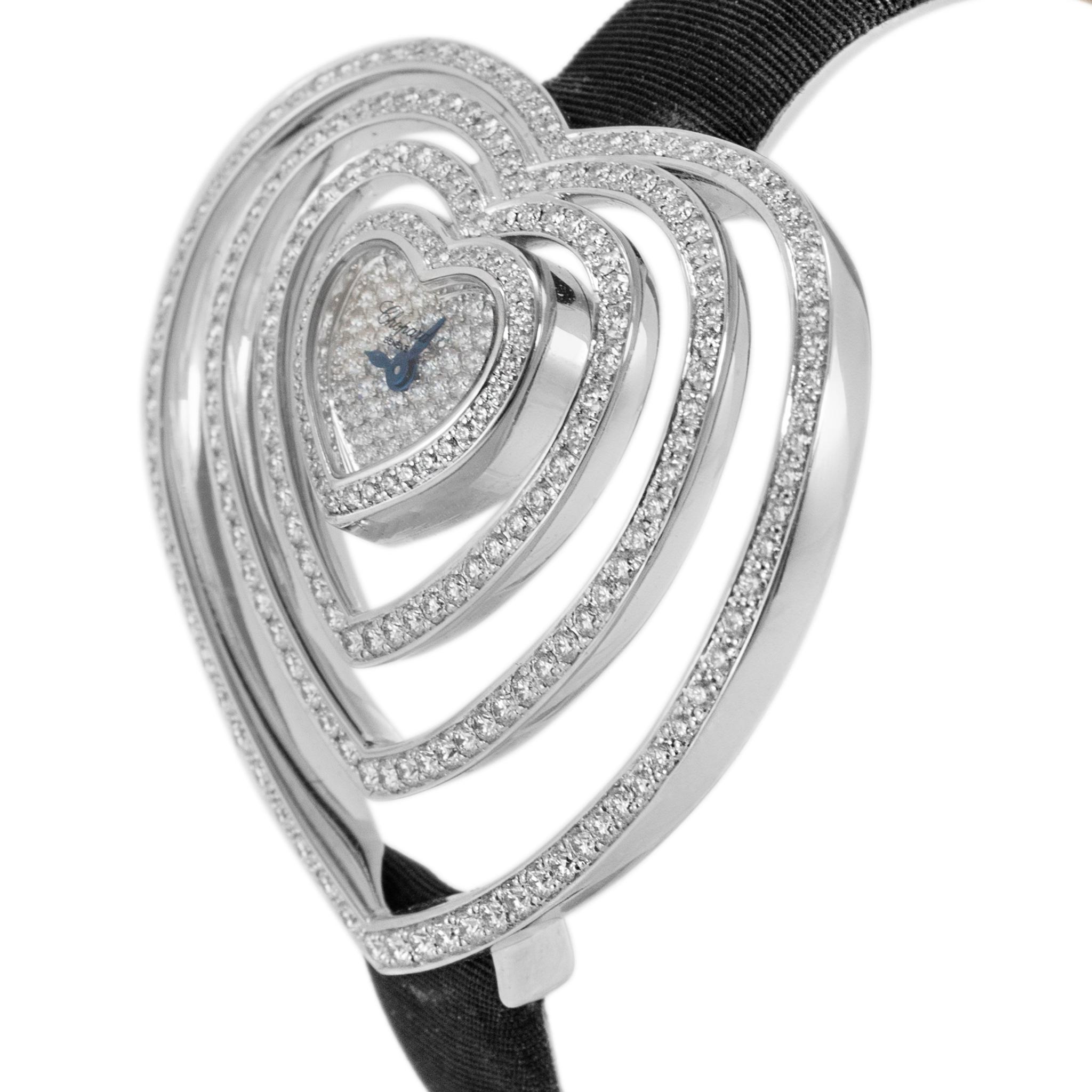 Chopard Heart Shaped Diamond 13/7172-20 48MM 18K Weißgold Quarzuhr (Rundschliff) im Angebot