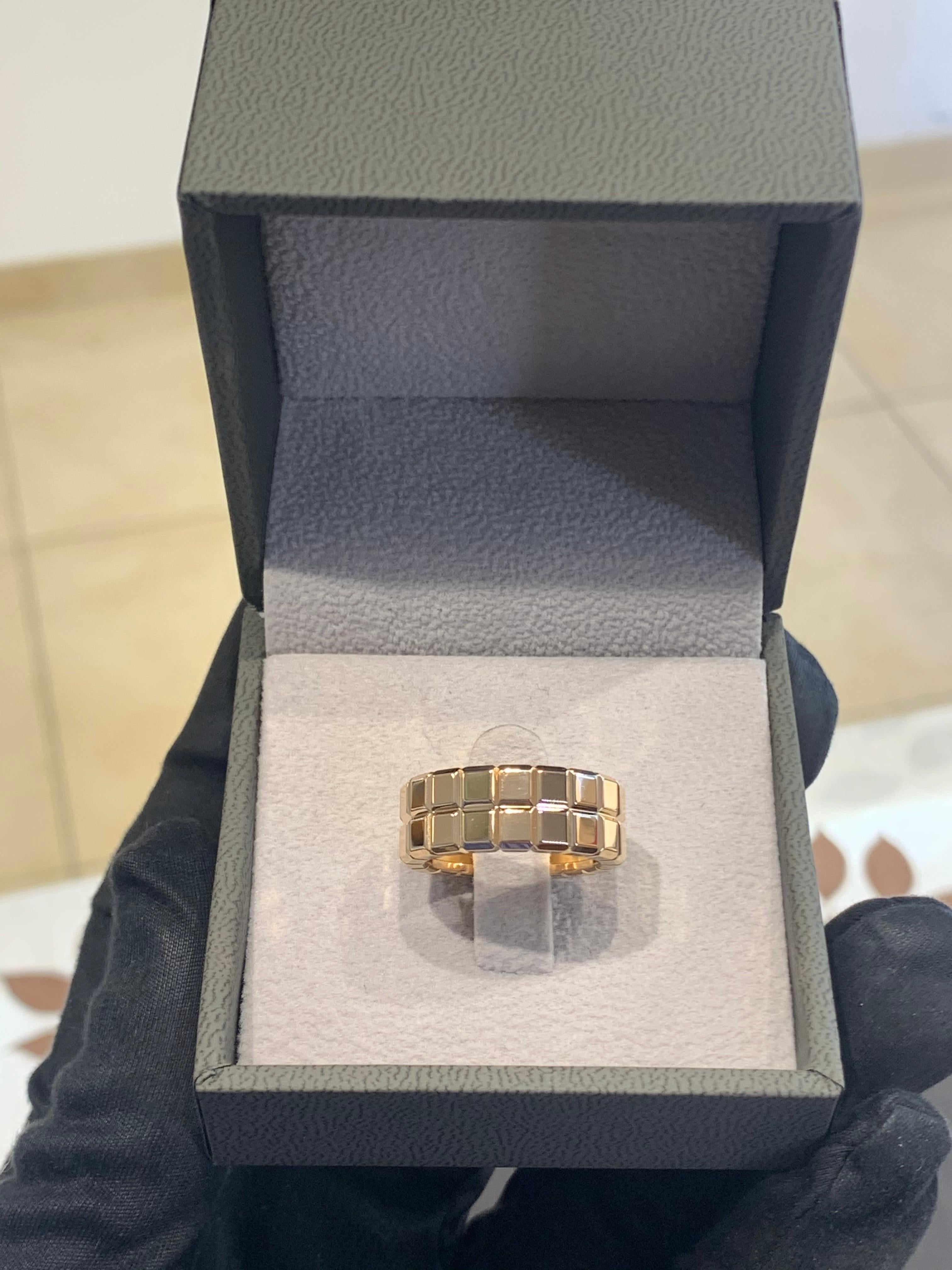 Original Chopard 18k Rose Gold Double-Row Ring From The “Ice Cube” Collection. 
Signed By “Chopard”.
Very Well Made. 
Comfortable Fit On The Hand.
Great Unisex Ring.
