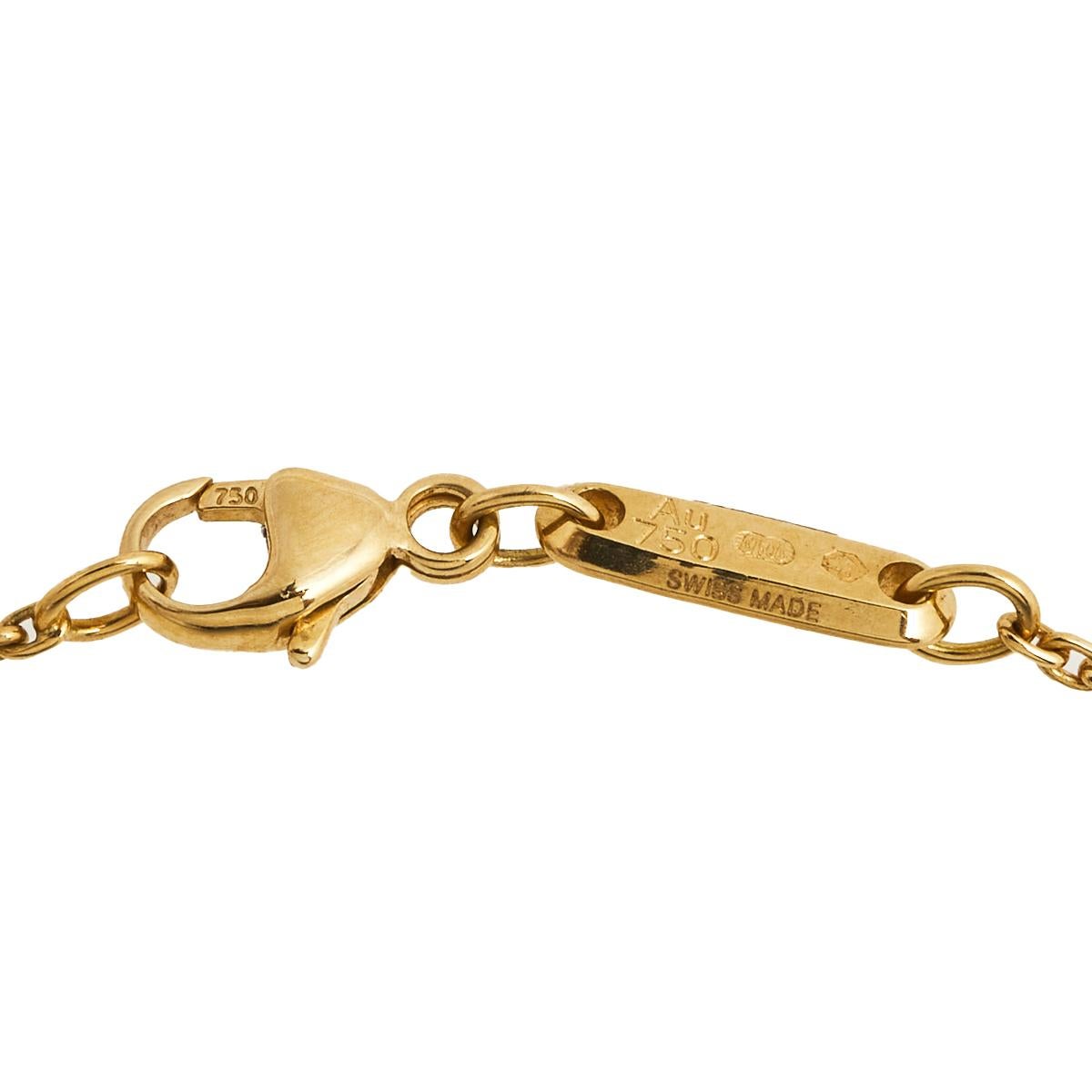 Chopard's Ice Cube collection has delivered some of the most luxurious jewelry pieces since 1999. Minimal yet classic, this tasteful Chopard Ice Cube bracelet is made from 18k yellow gold. It has a simple chain and a stunning charm showcasing a