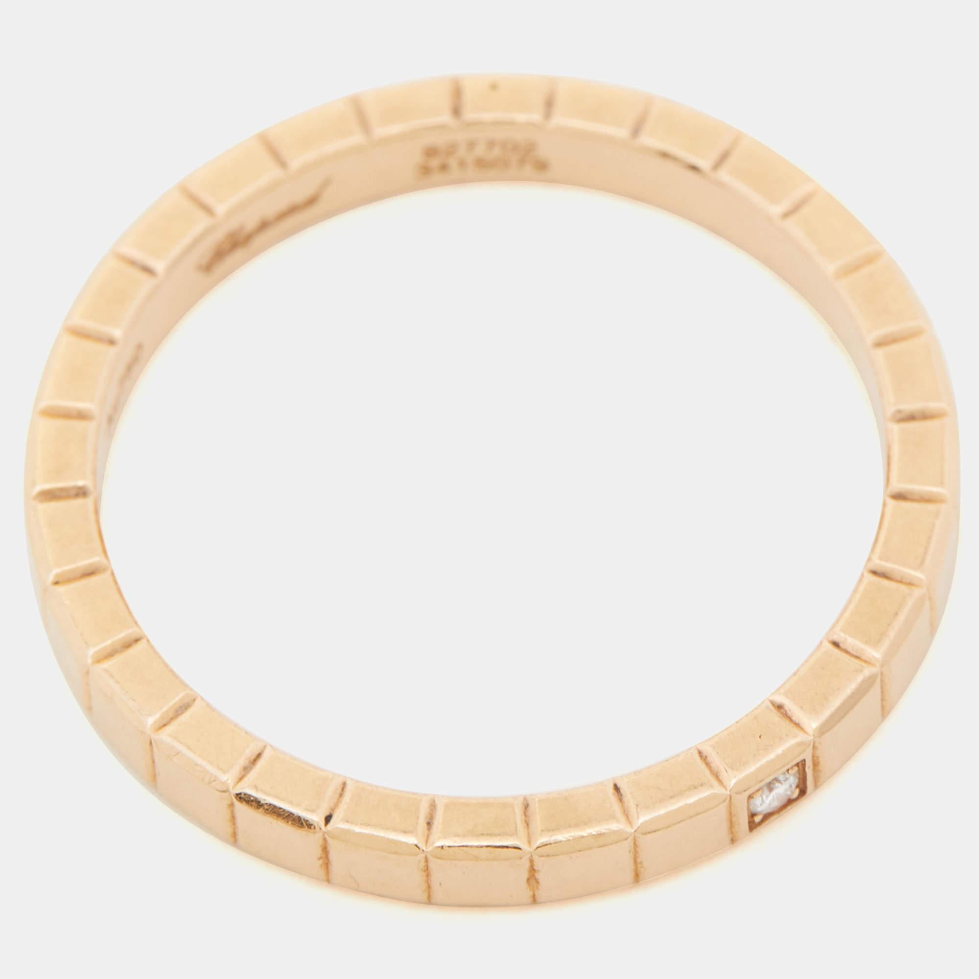 Gift yourself some love with this elegant ring from Chopard! The ring is impeccably sculpted from 18k rose gold with textures mimicking ice cubes and is highlighted by a single shimmery diamond. The intricate geometrical cube shapes are arranged in