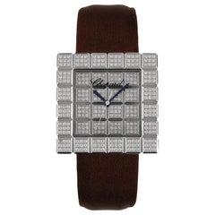 Damenuhr von Chopard mit Eiswürfel-Diamant 13-6858-8-20W