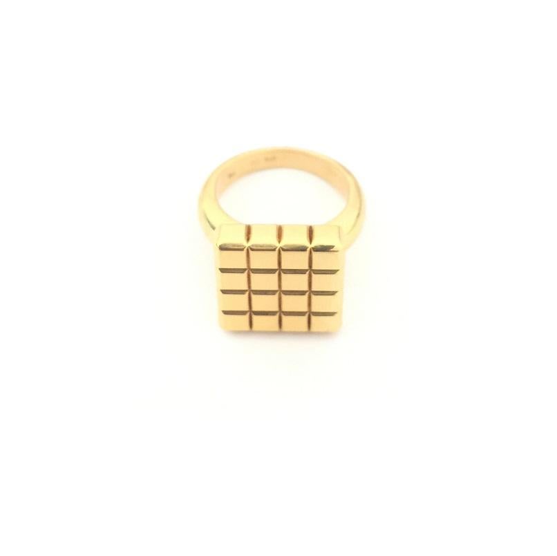 Chopard Ice Cube in 18k Yellow Gold Ladies Ring 
Ring Size 6 1/2
82/3640