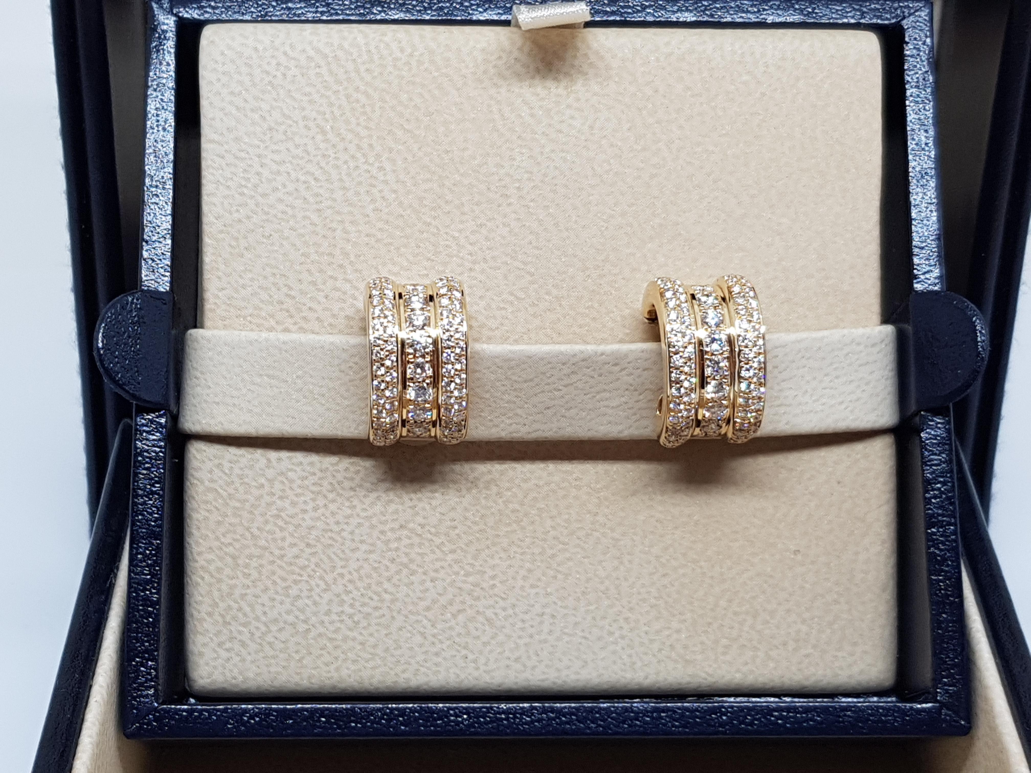 Women's or Men's Chopard La Strada Original 18 Karat Yellow Gold White Pave Diamond Hoop Earrings