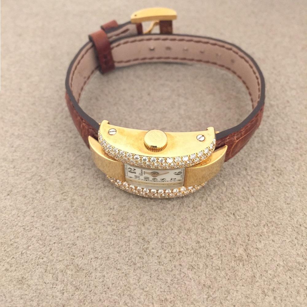Round Cut Chopard La Strada Yellow Gold and Diamond Ladies Watch 41/6659/8