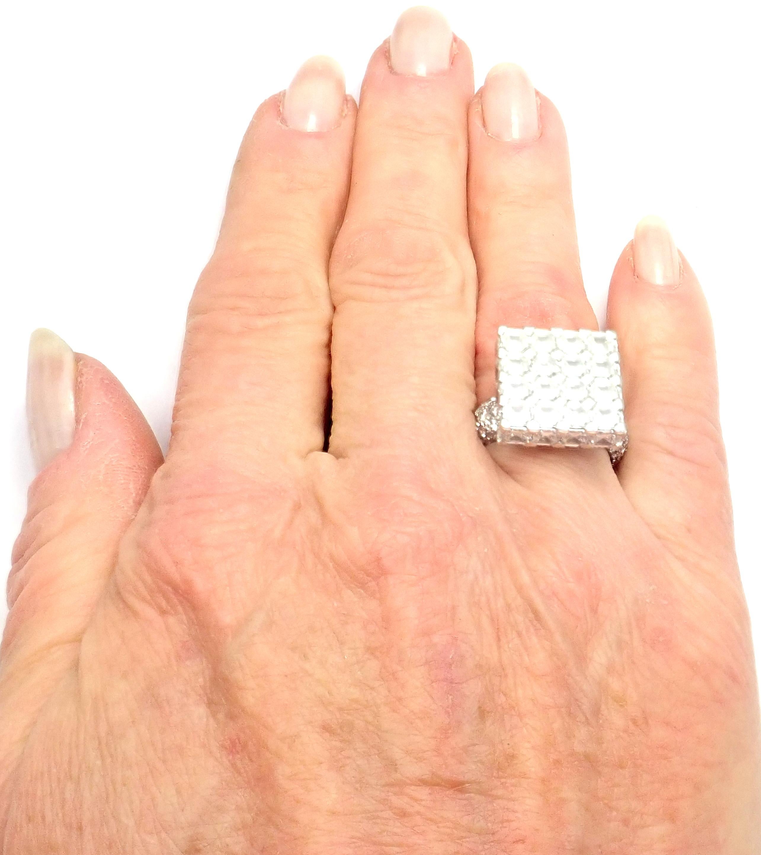 Chopard Limited Edition Super Ice Cube 15 Carat Diamond Rotating White Gold Ring In Excellent Condition In Holland, PA