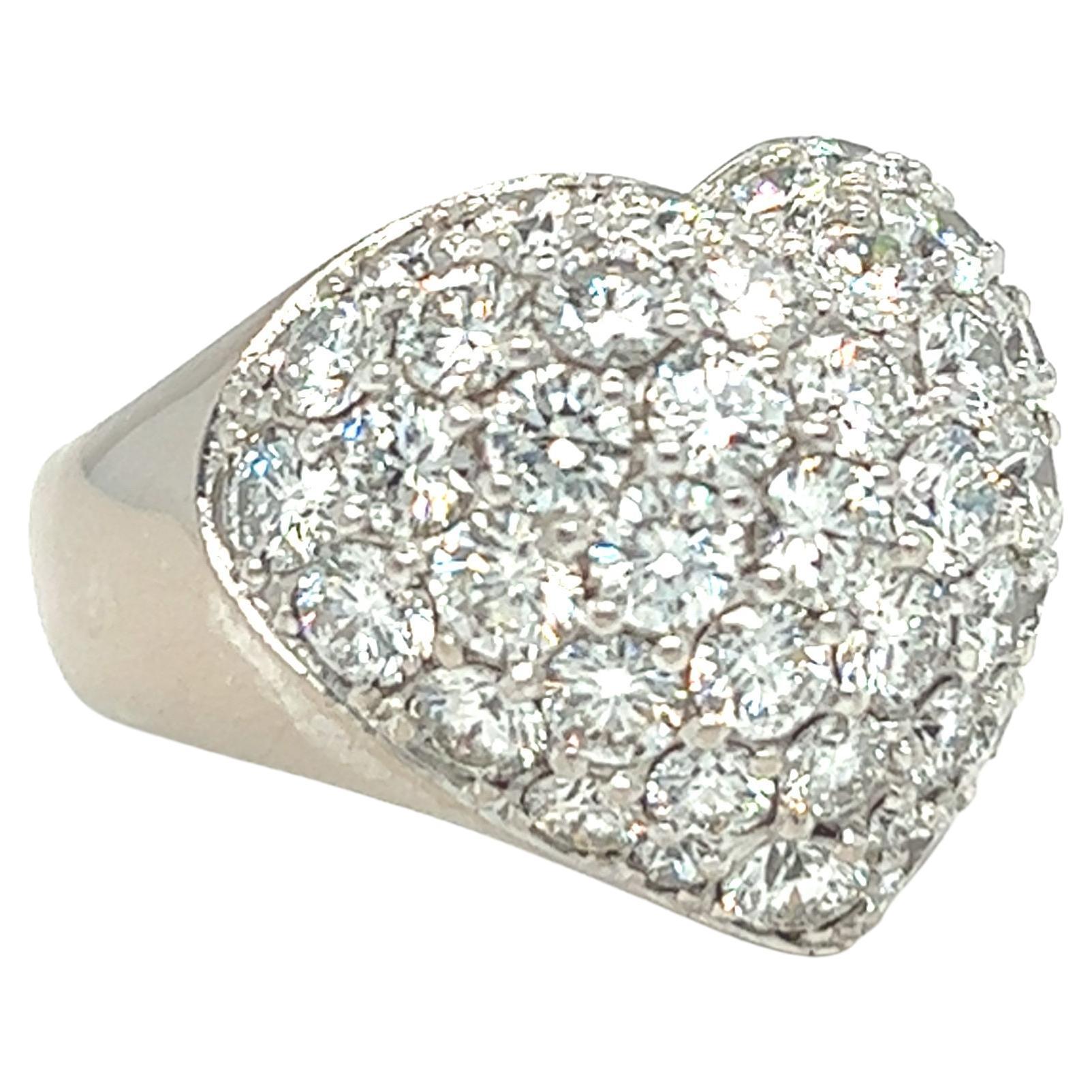 Chopard Love Heart Shaped Bombé Diamonds 18k White Gold Cocktail Ring For Sale