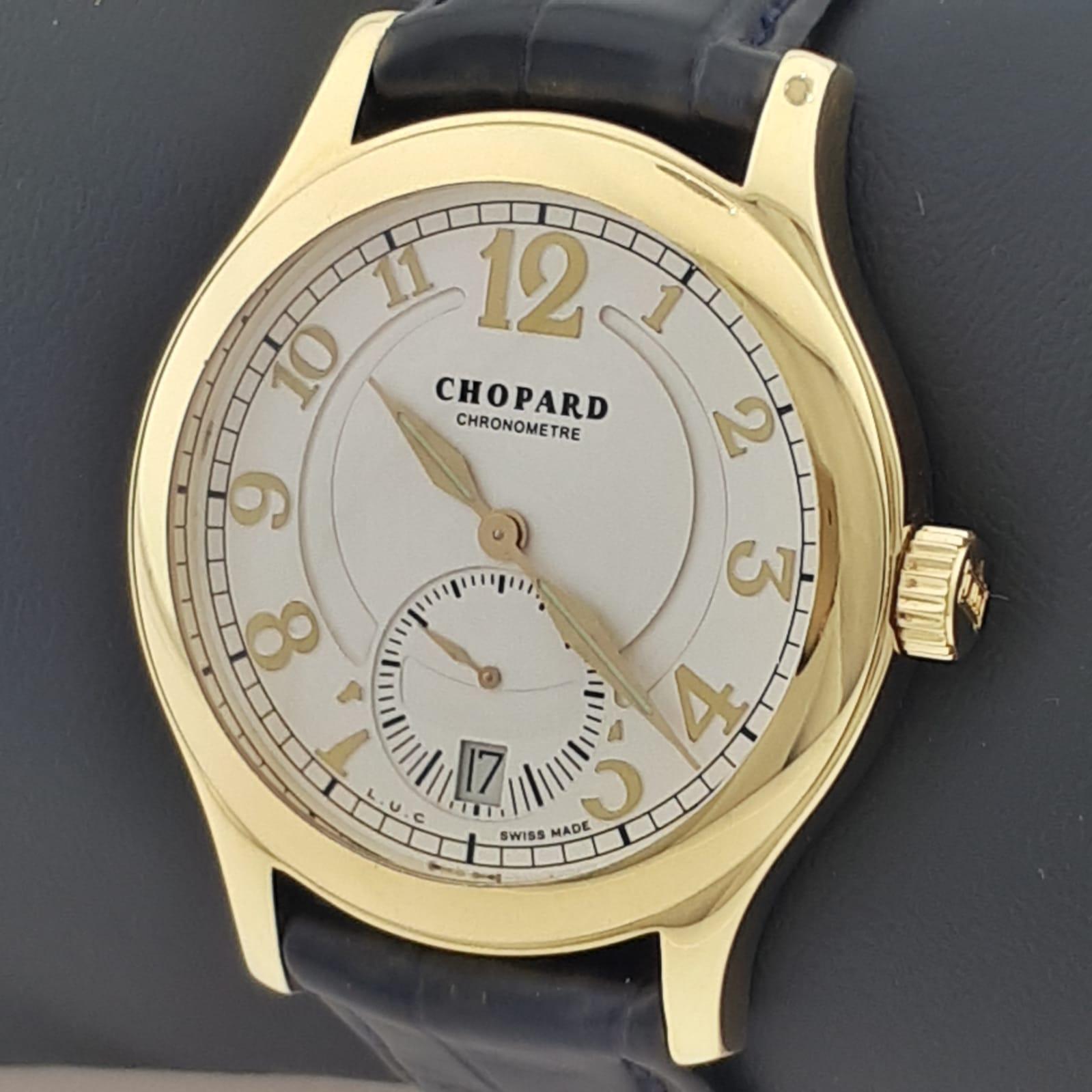 **** Automatic , 38mm, Box, kürzlich von Chopard gewartet
**** 18 kt Gold

Marke: Chopard (Garantiert authentisch)
Modell: L.U.C. Herstellen
Aktenzeichen: 16/1875
Geschlecht: Männer
Metall: 18 Kt Gold
Gehäusegröße: 38 mm ohne Aufzugskrone
Größe des