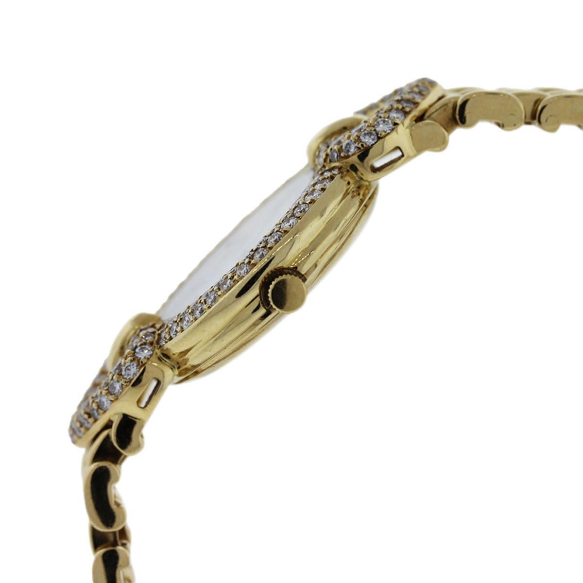Elevate your style with this exquisite Chopard watch. This timepiece exudes elegance and sophistication, featuring a luxurious mother-of-pearl diamond dial and crafted from 18-karat yellow gold. Its timeless design is perfect for any occasion,