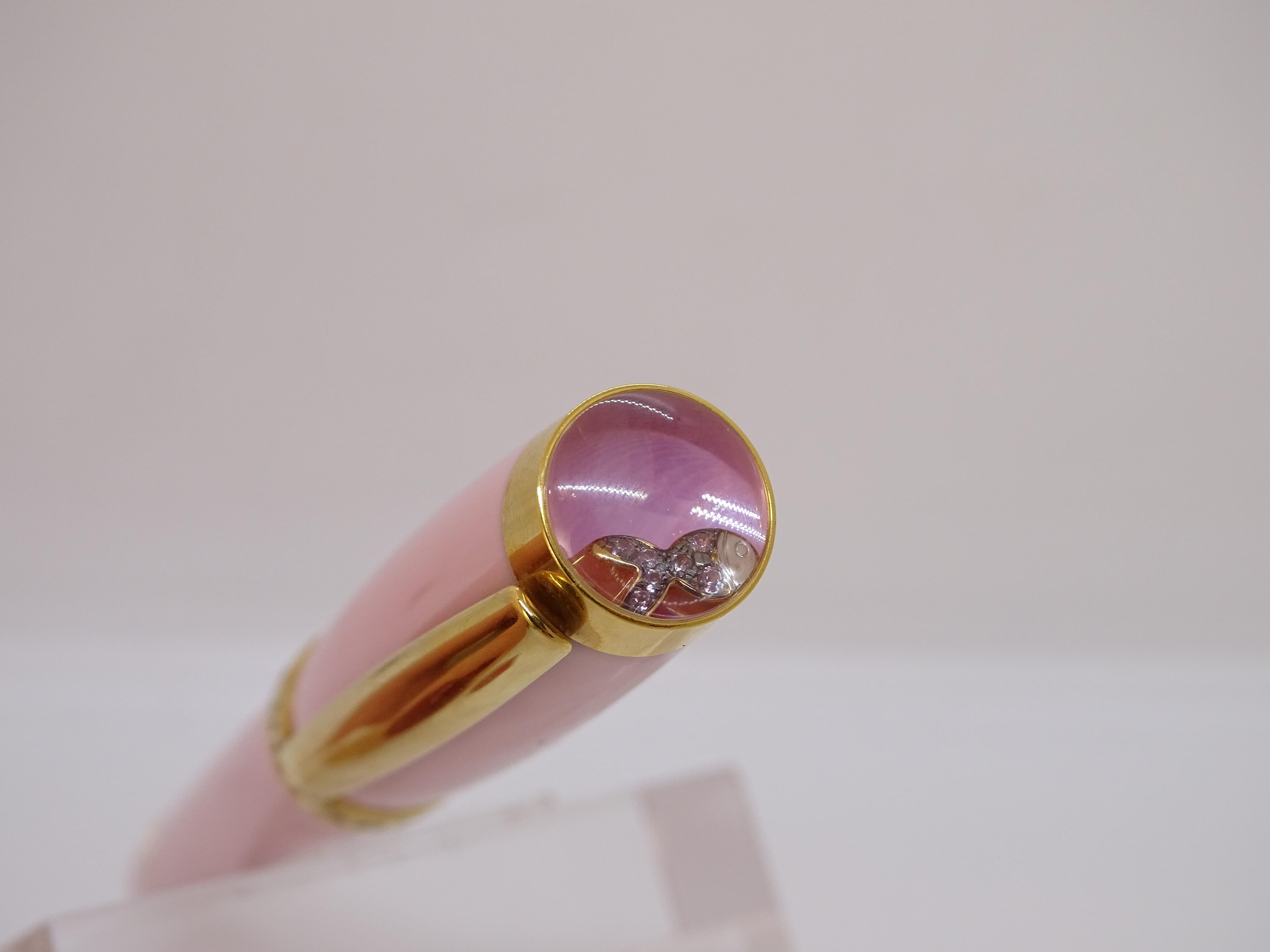 Chopard Pink Diamants “Happy fish” ballpoint pen pink resin, gold plated in vendita 7