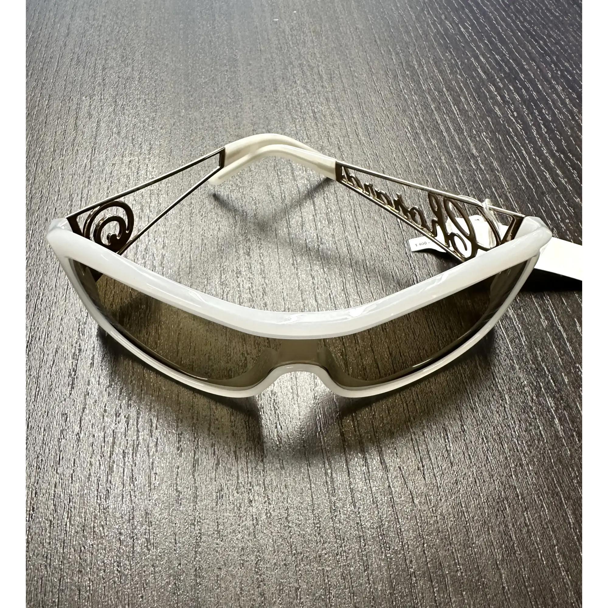 Chopard Rectangular Shield White & Gold Ladies Sunglasses SCH 029S 9EN CH 294314 In New Condition For Sale In New York, NY